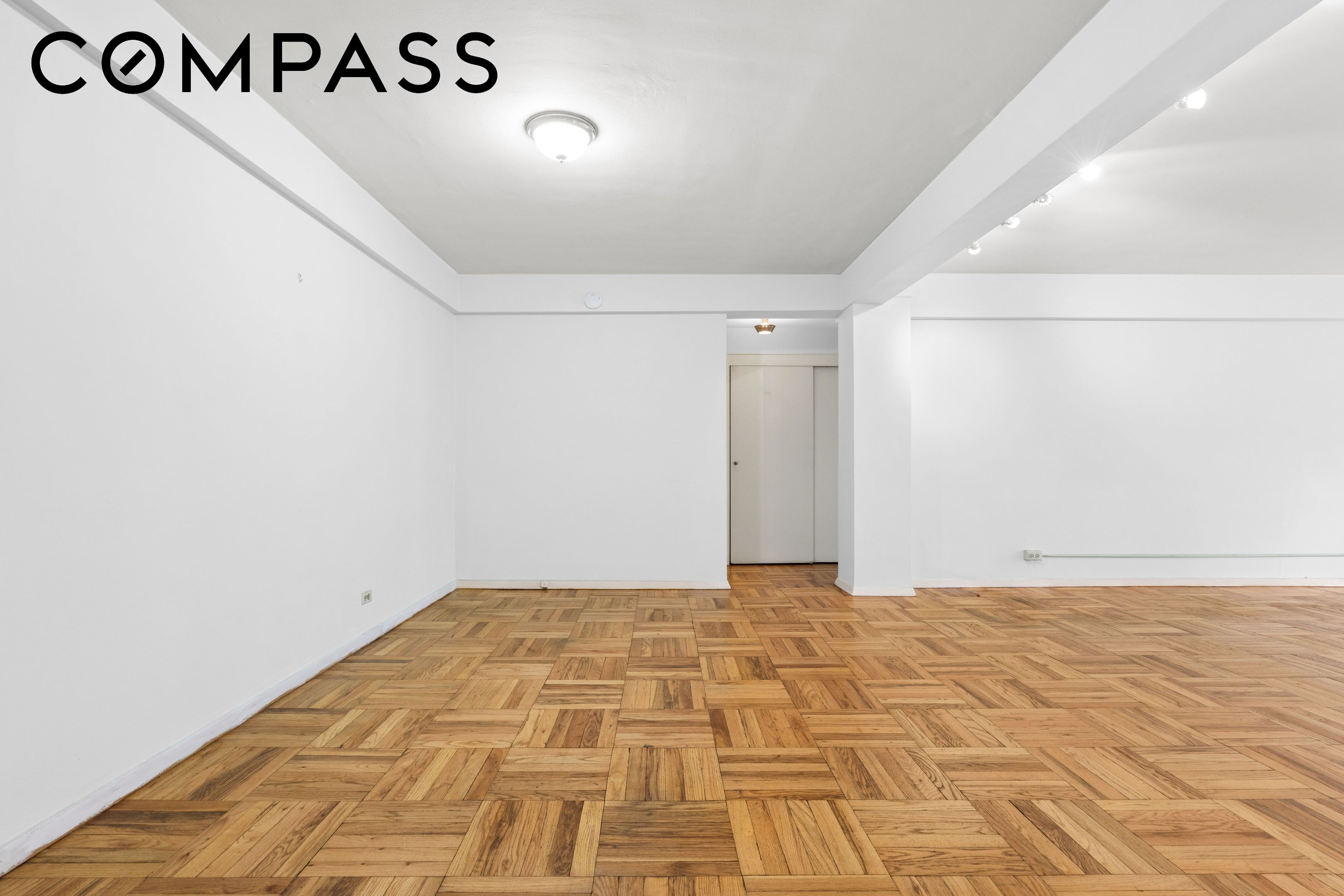 303 Beverley Road 1B