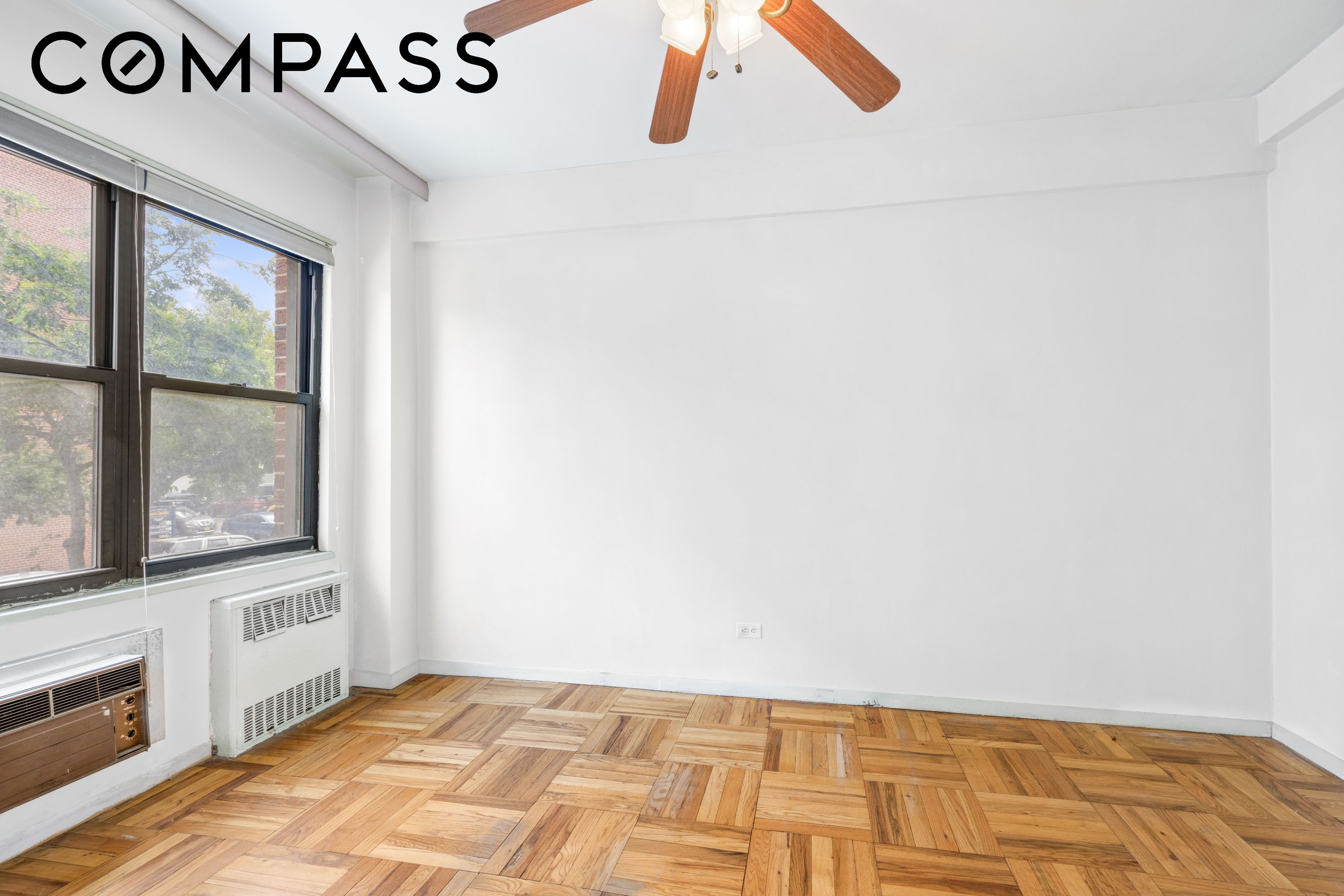 303 Beverley Road 1B