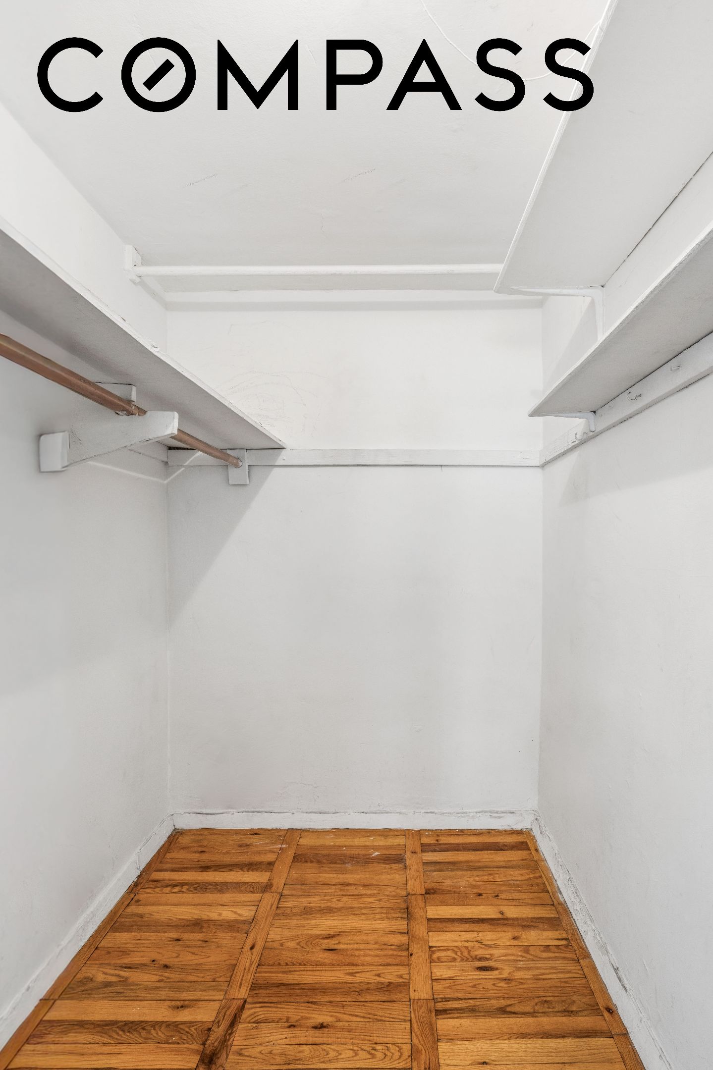 303 Beverley Road 1B