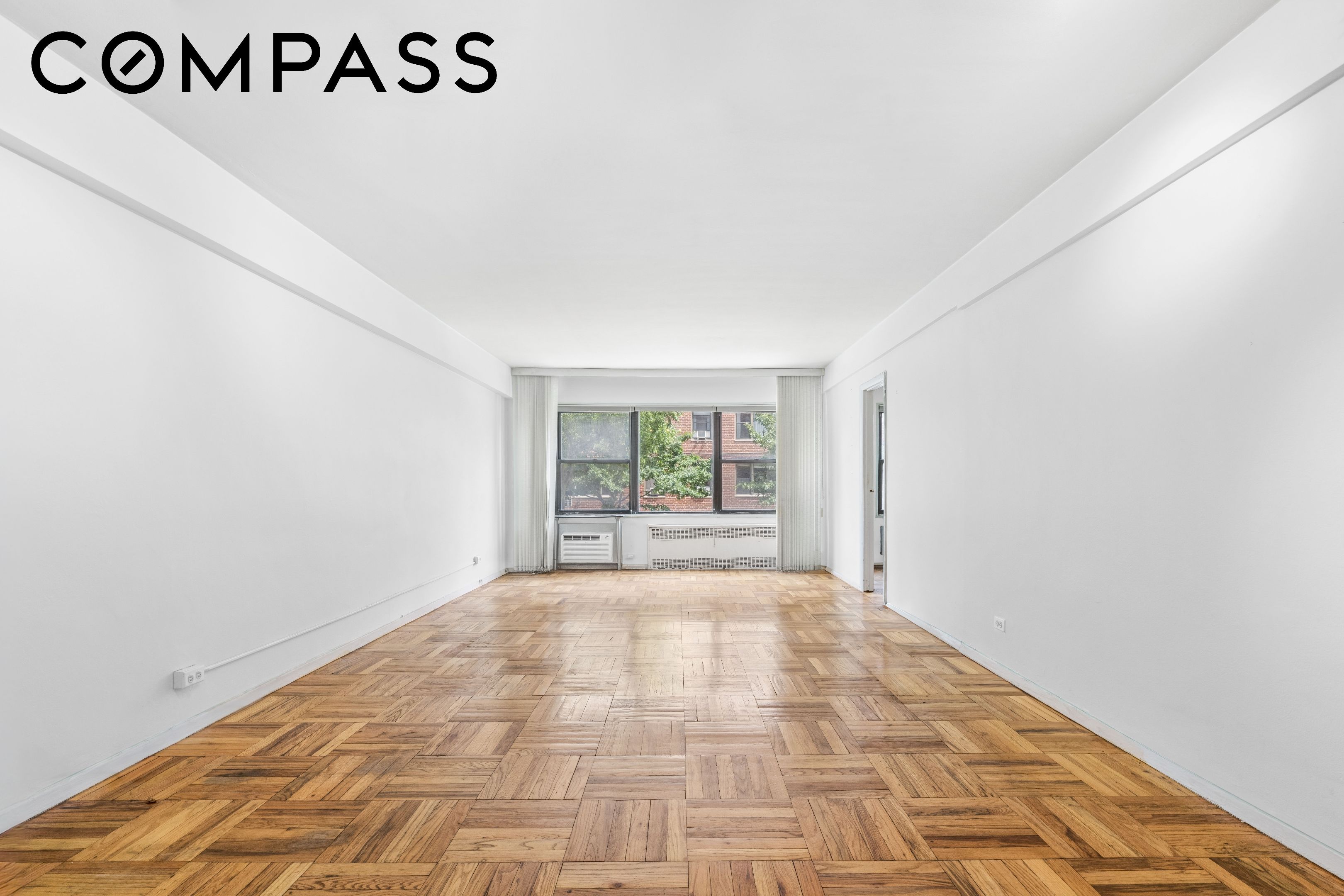 303 Beverley Road 1B