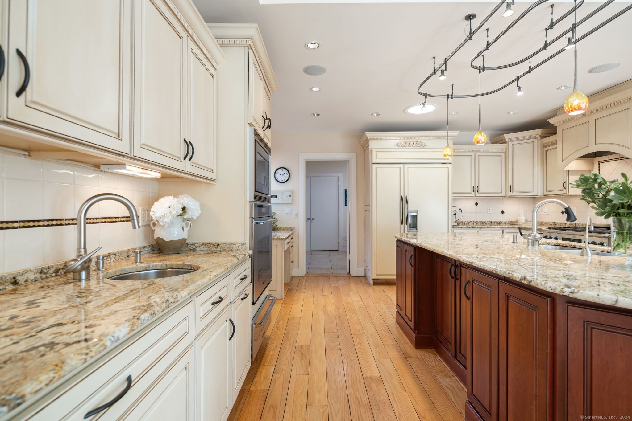 20 White Pine Lane