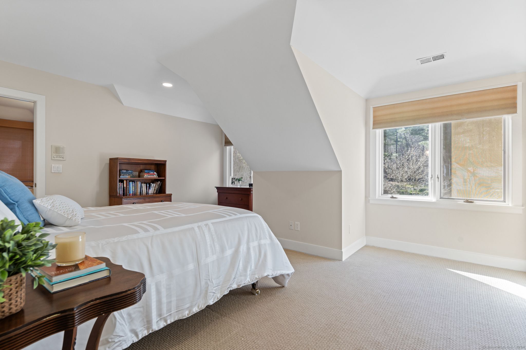 20 White Pine Lane
