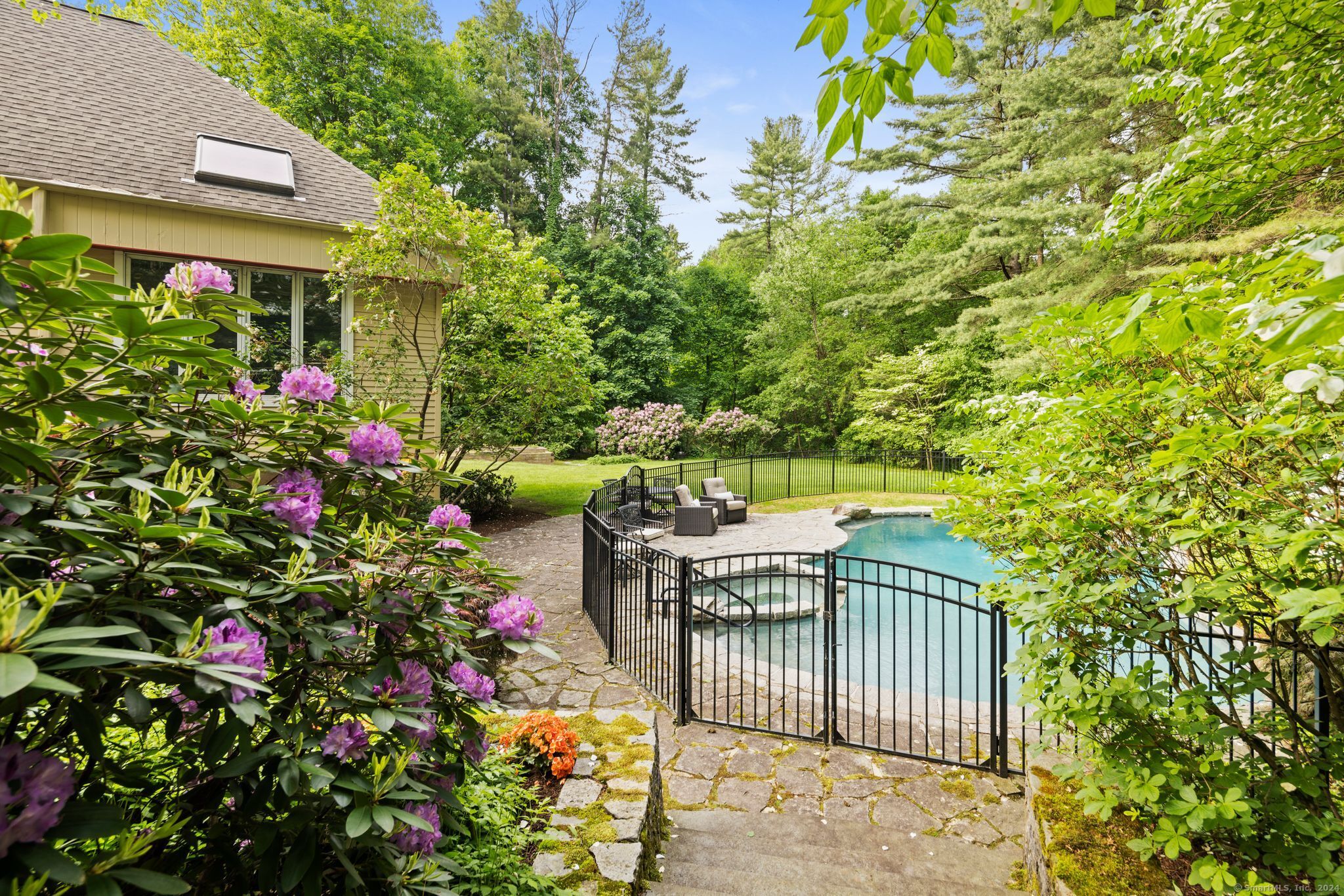 20 White Pine Lane