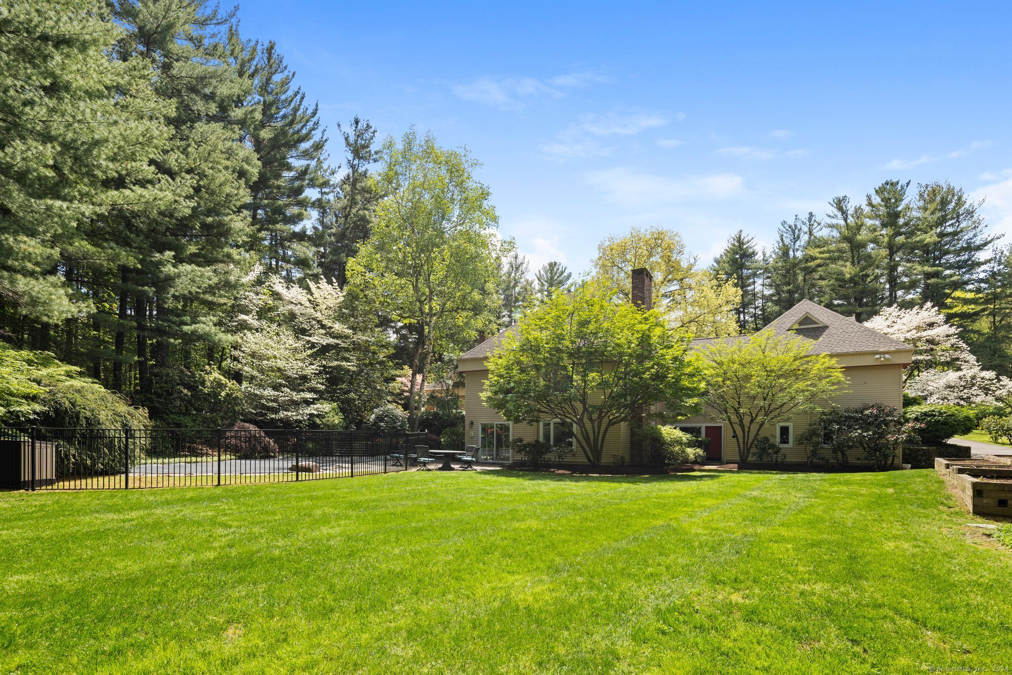 20 White Pine Lane