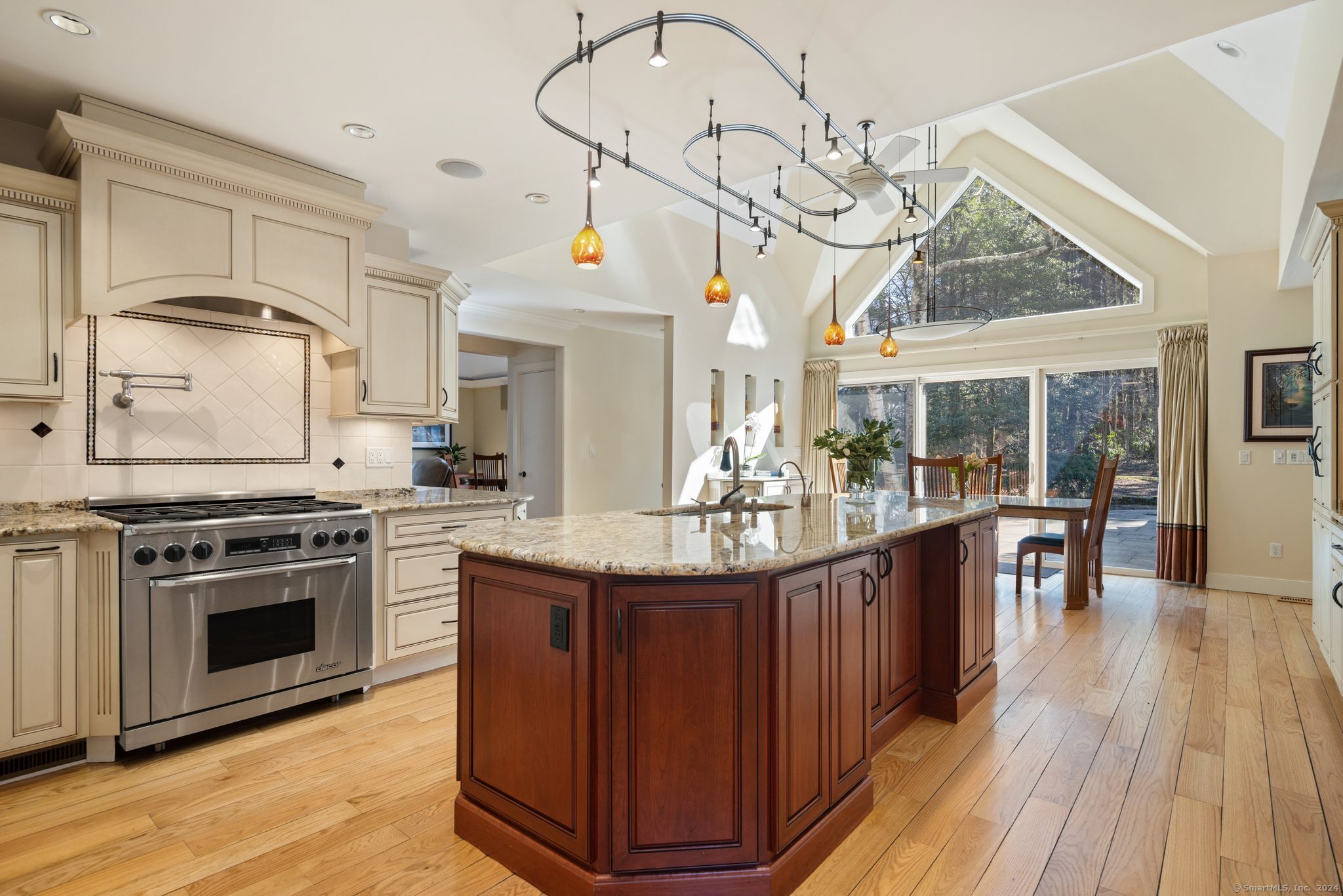 20 White Pine Lane