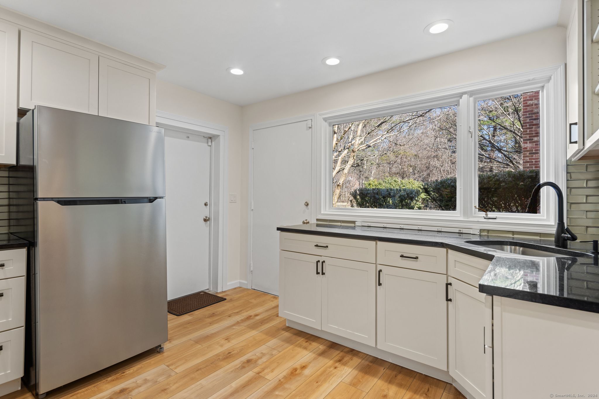 20 White Pine Lane