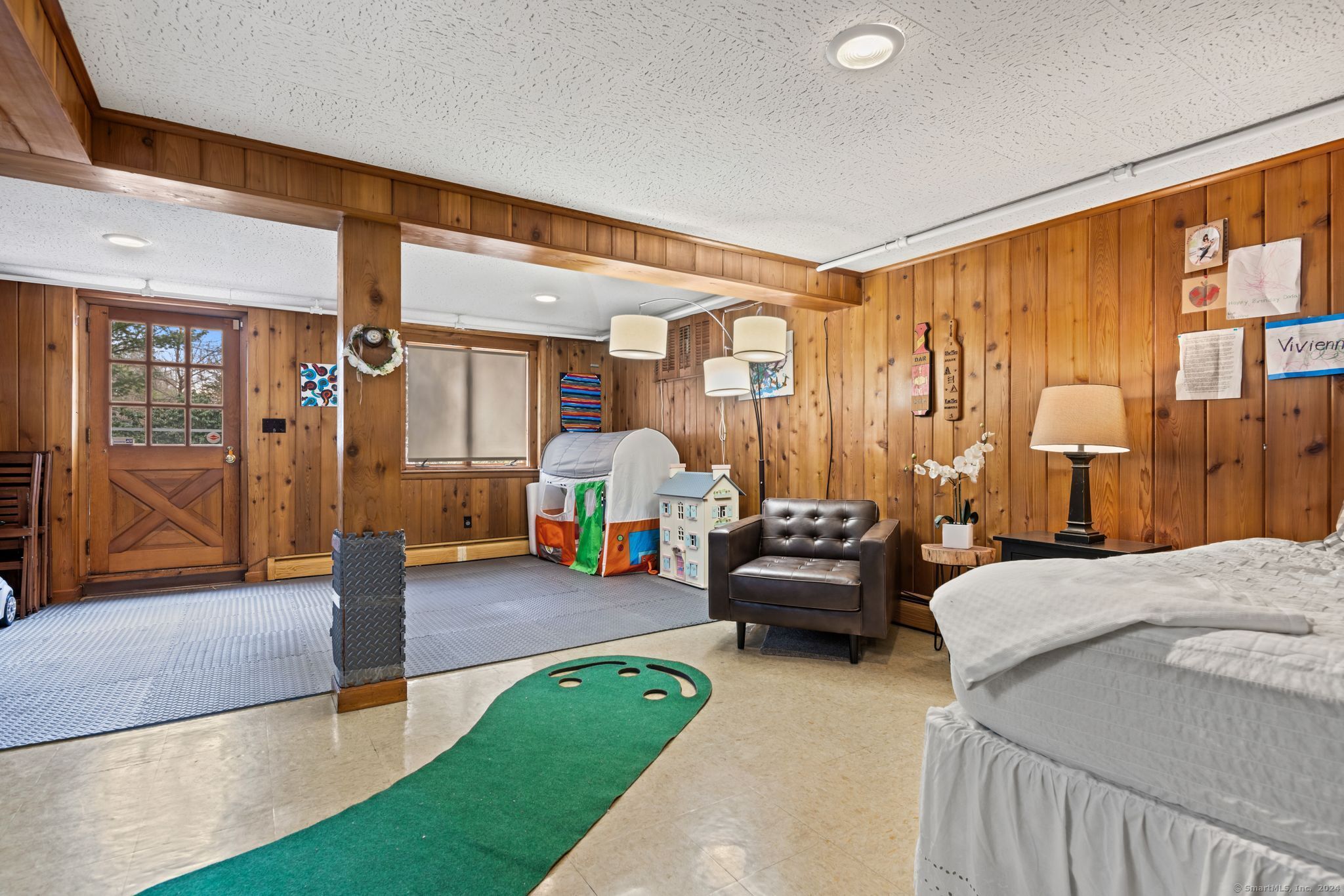 93 Mountain Terrace Road