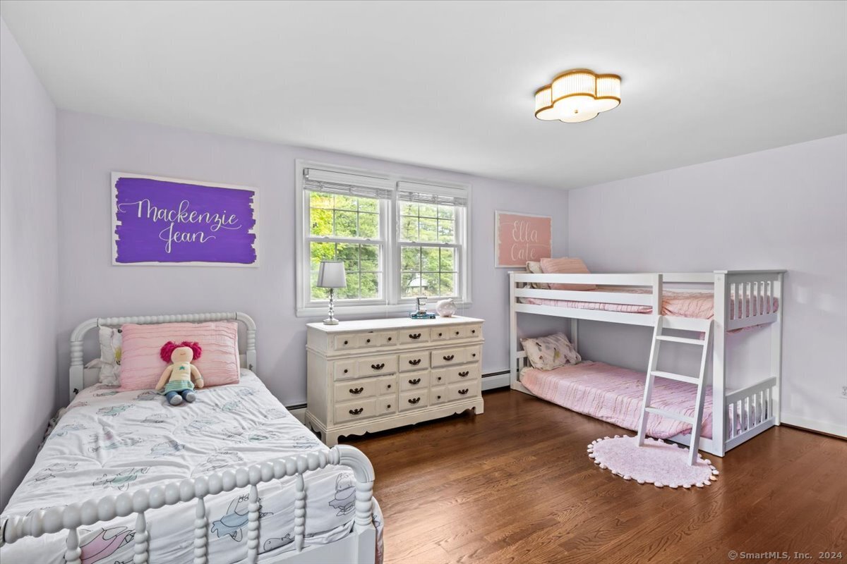 7 Arlen Way