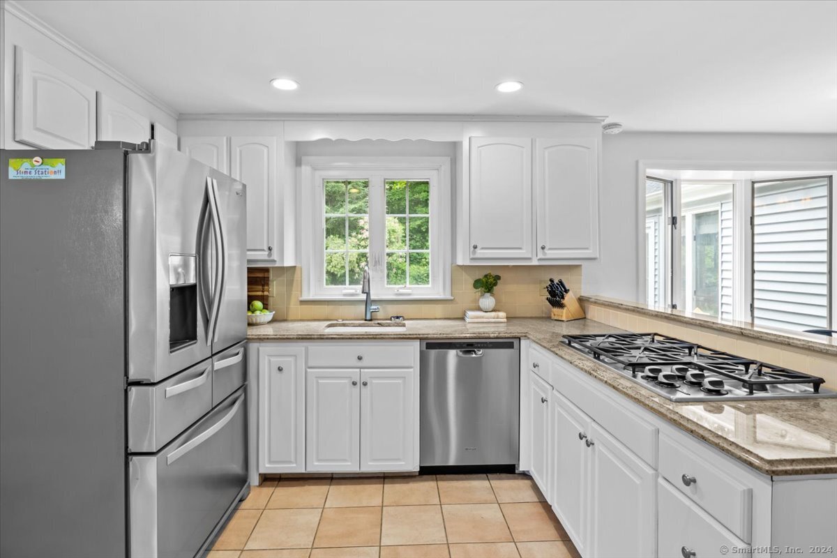 7 Arlen Way