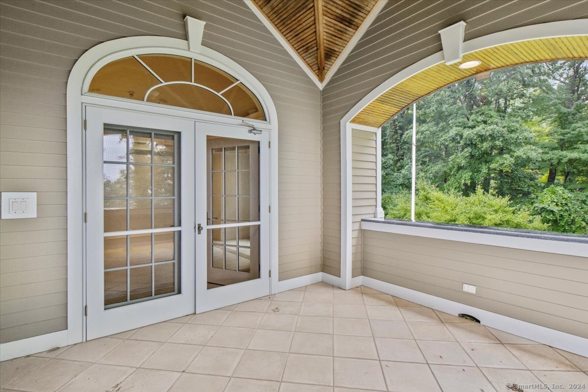 25 Cobtail Way