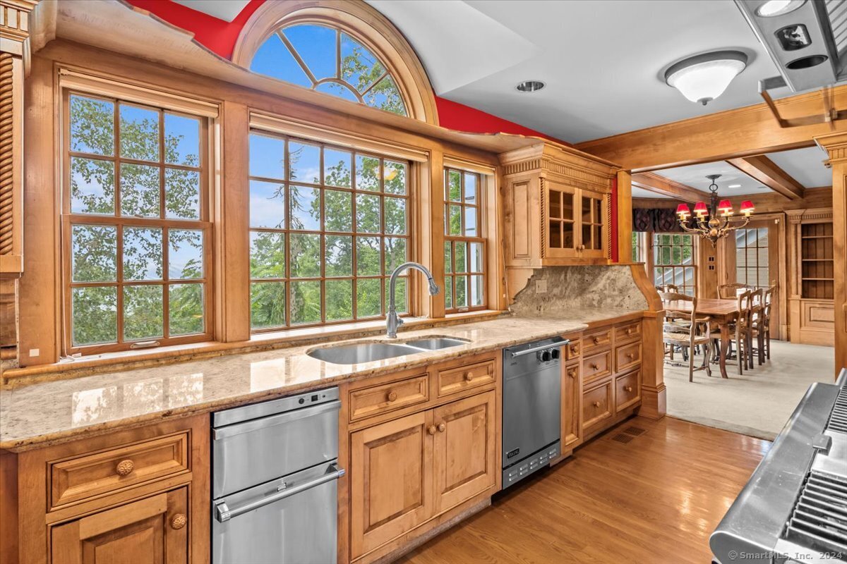 25 Cobtail Way