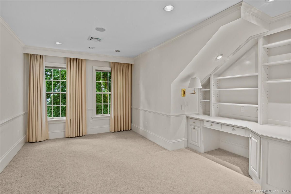 25 Cobtail Way