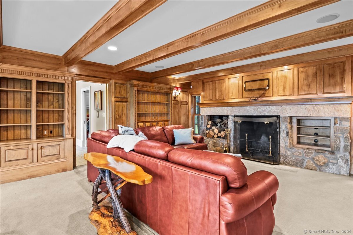 25 Cobtail Way