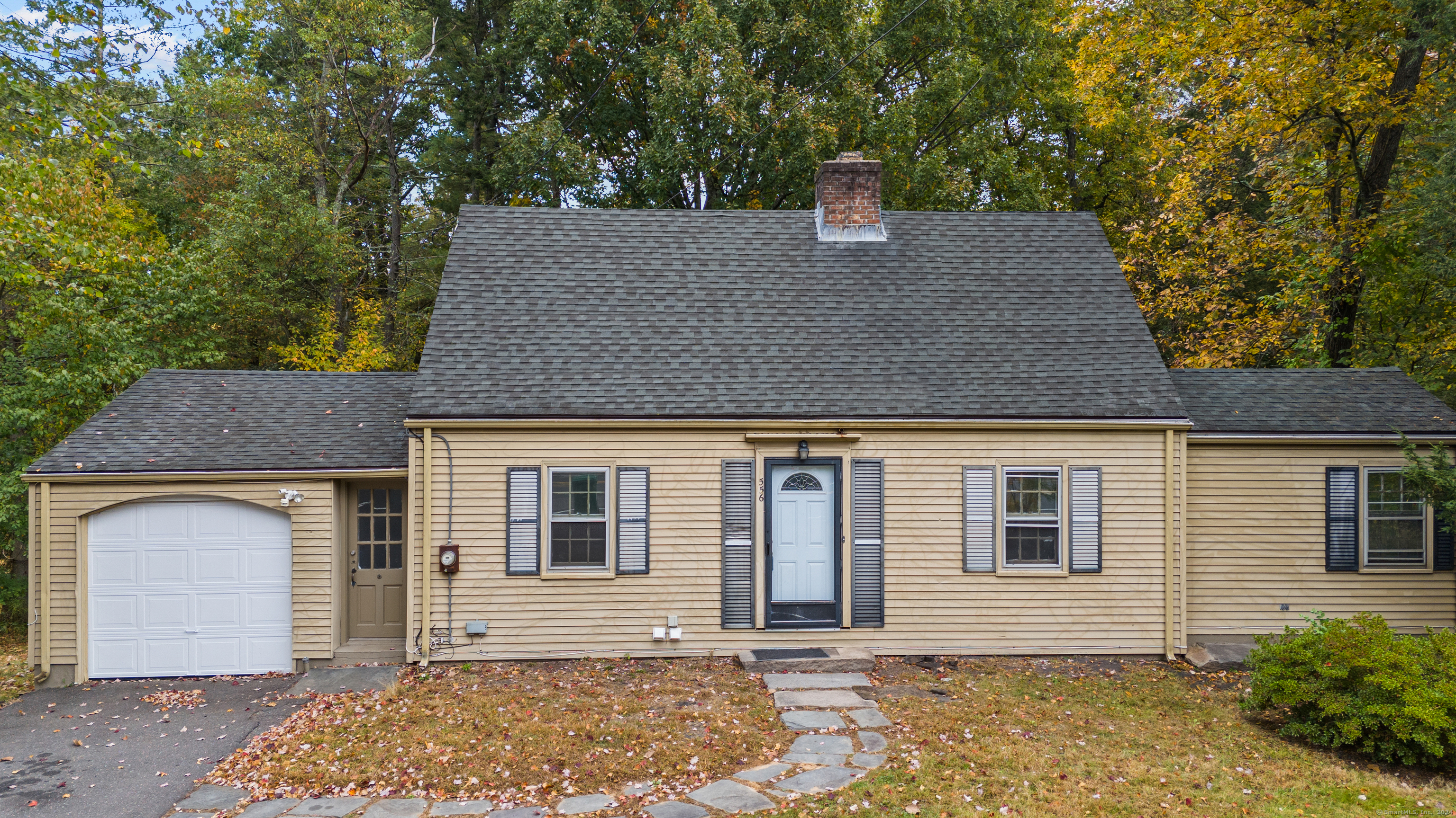 556 Bloomfield Avenue