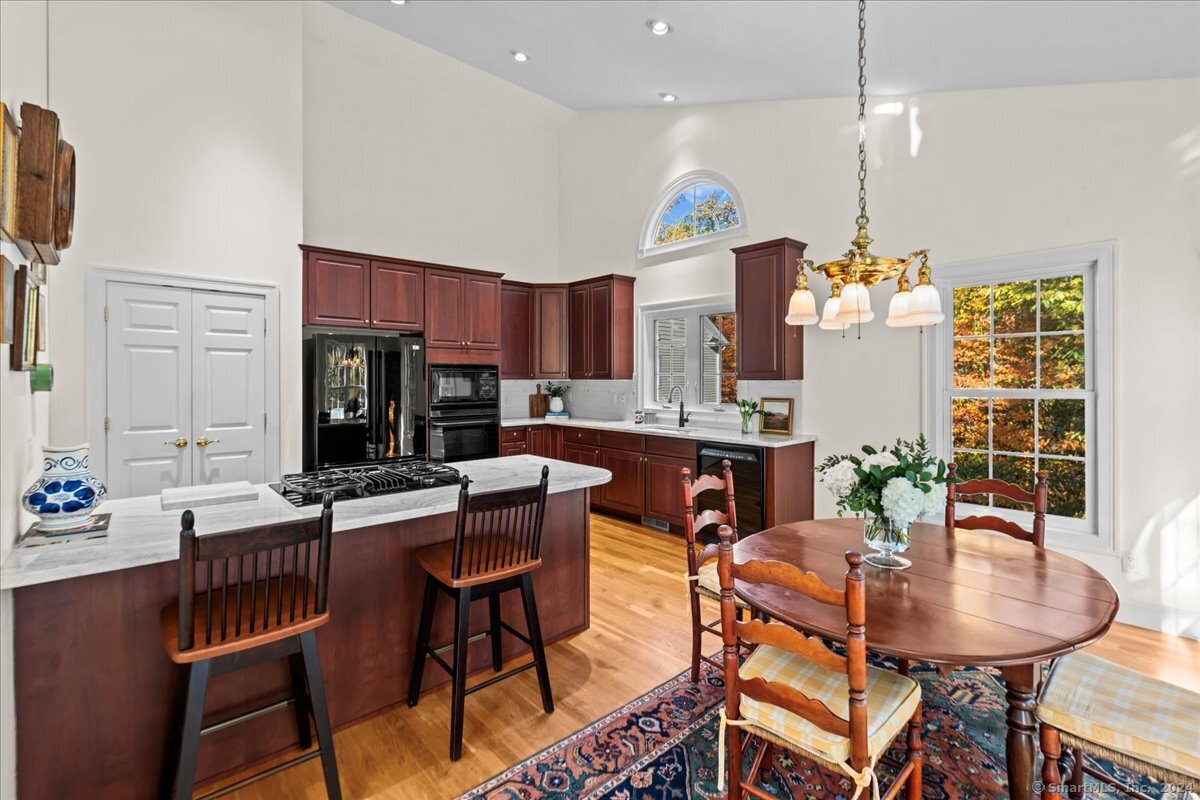 46 Cassandra Boulevard