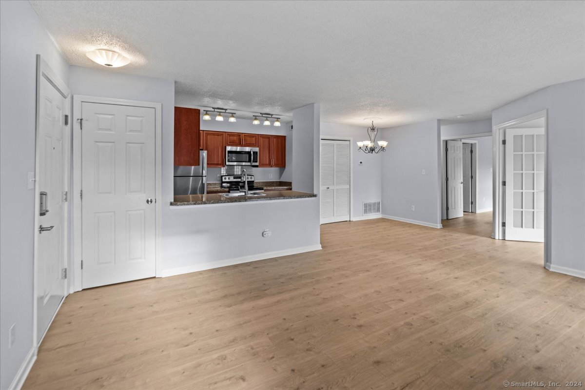 14 Forest Glen Circle 3
