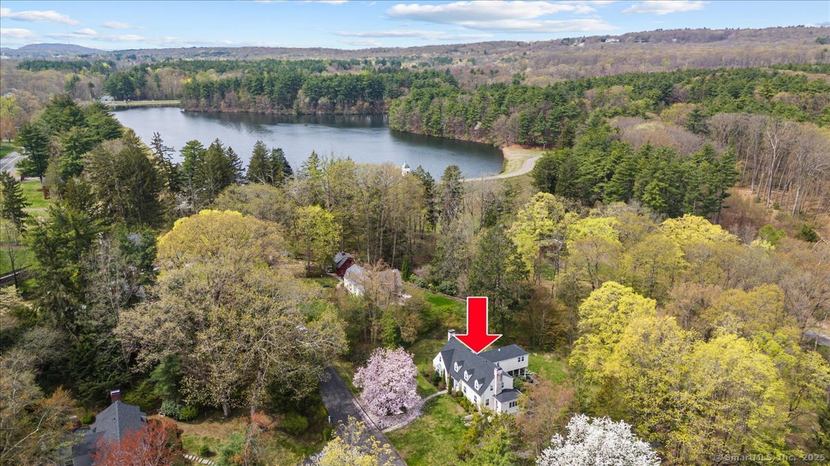 34 10 Acre Lane