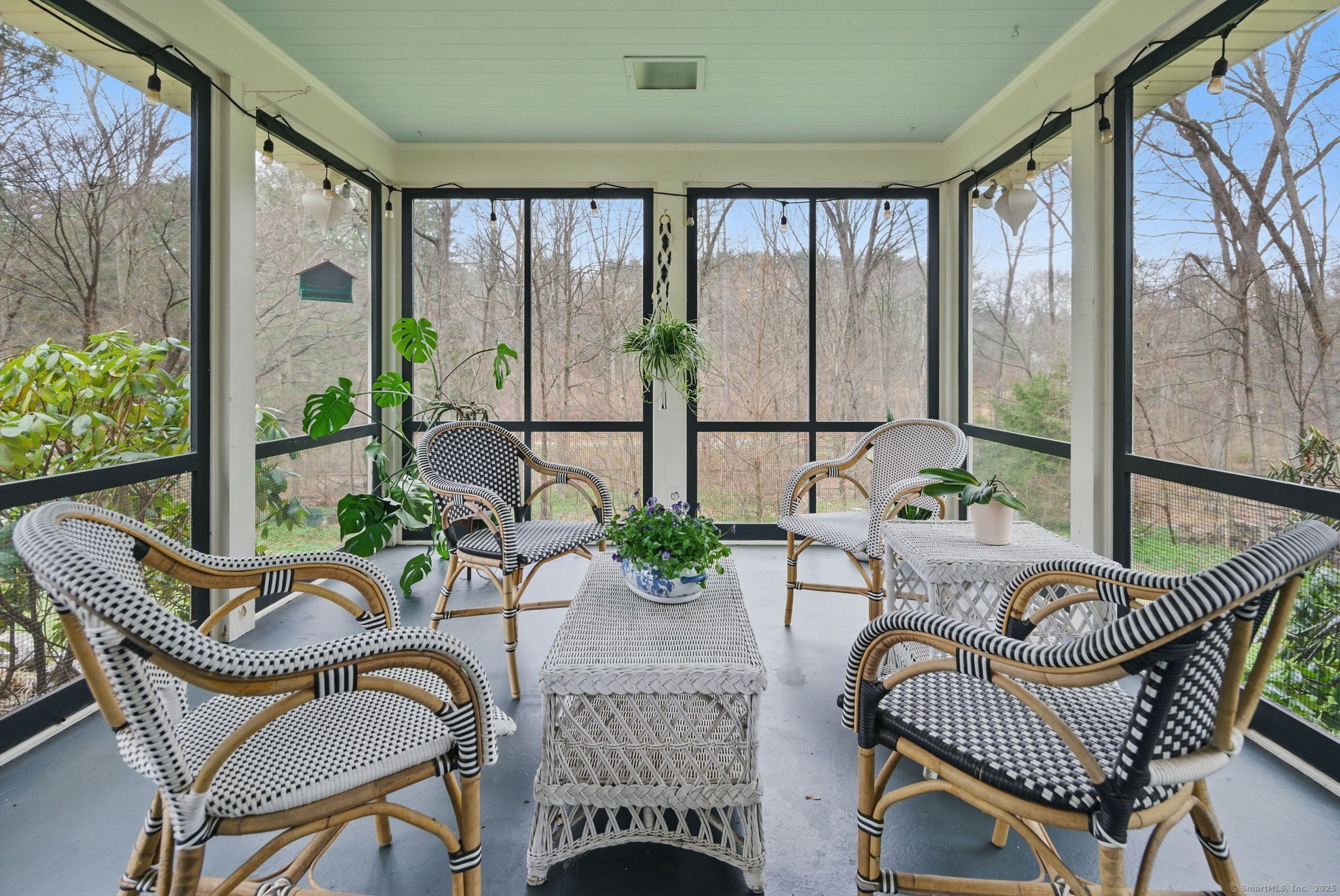 34 10 Acre Lane