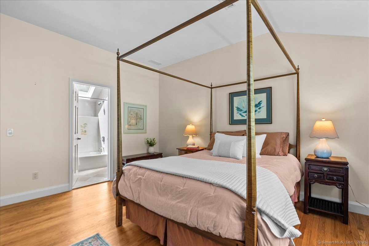 10 White Pine Lane