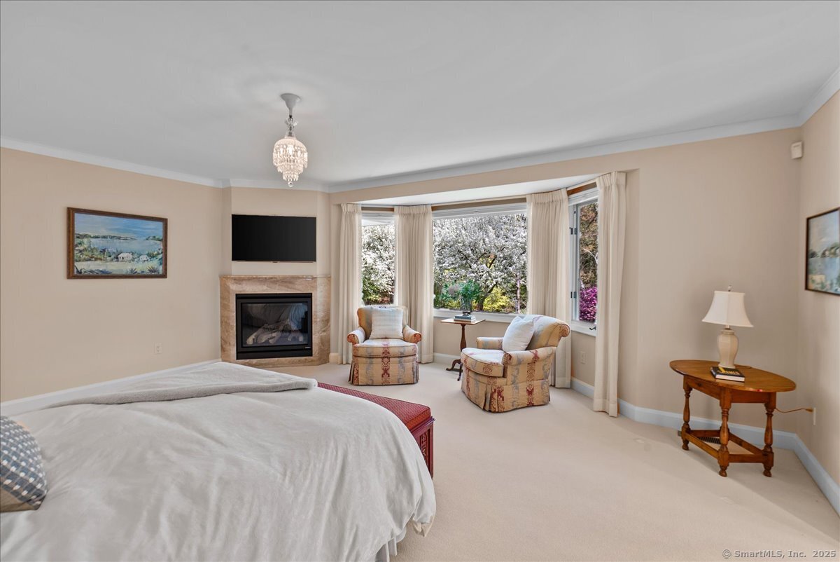 10 White Pine Lane