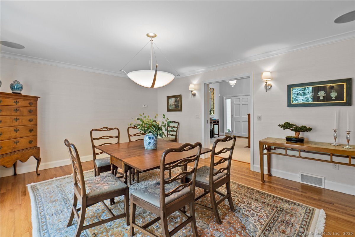 10 White Pine Lane
