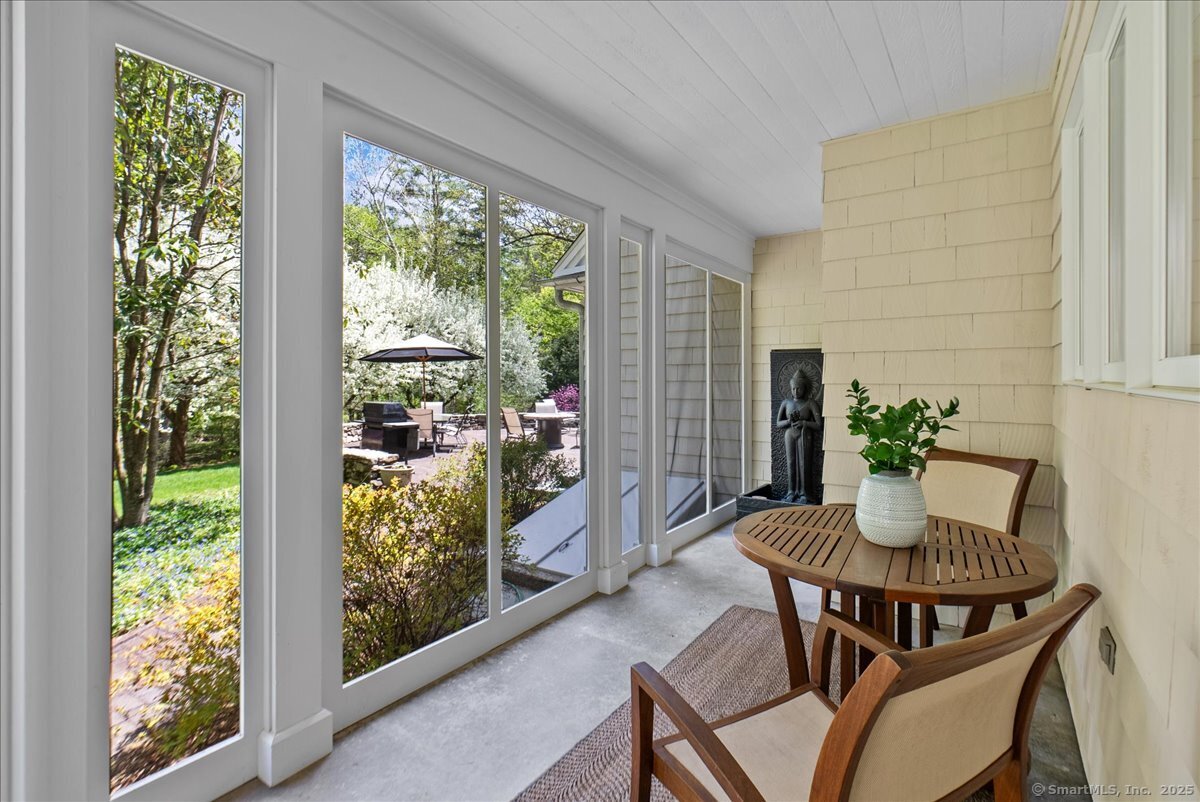 10 White Pine Lane
