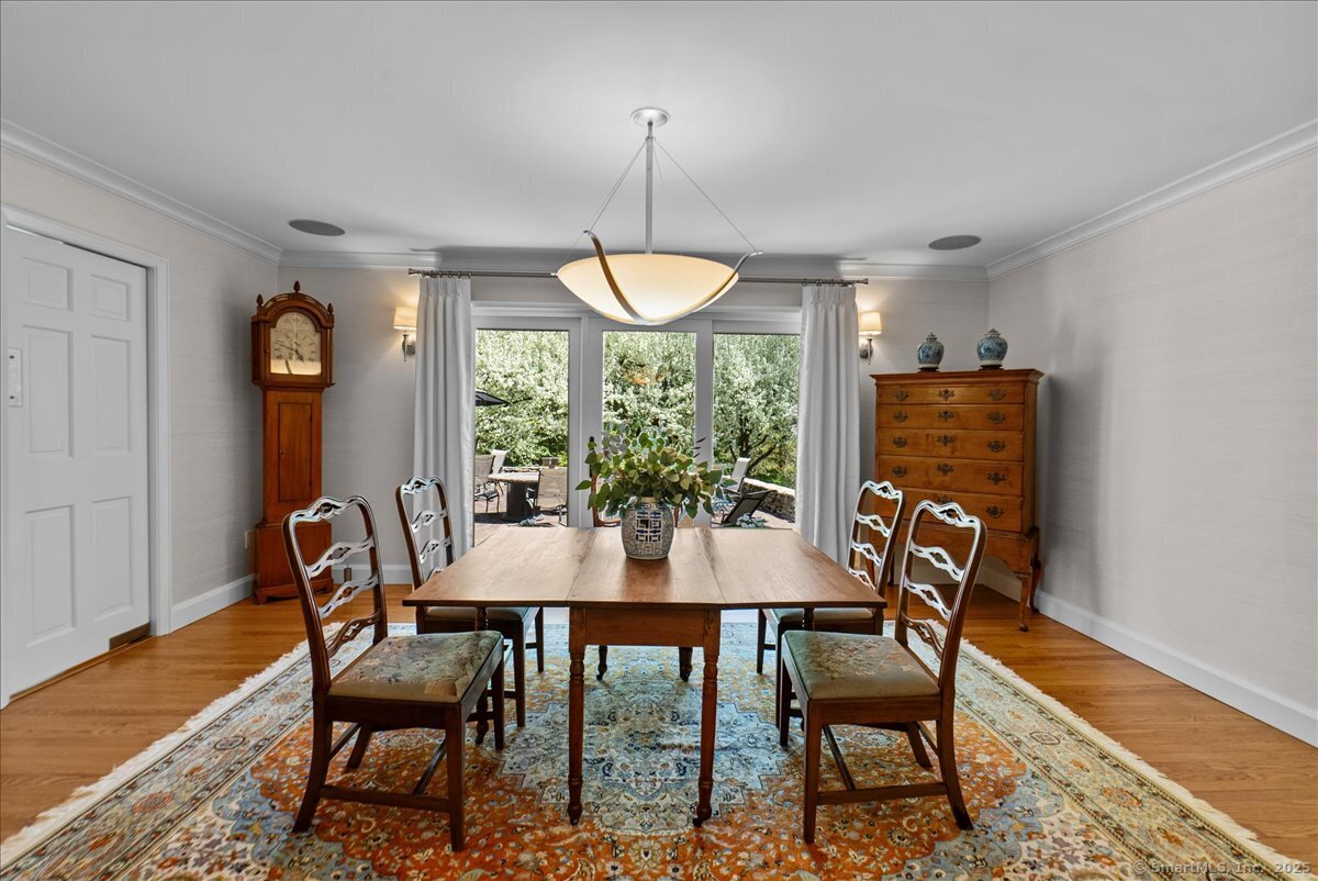 10 White Pine Lane