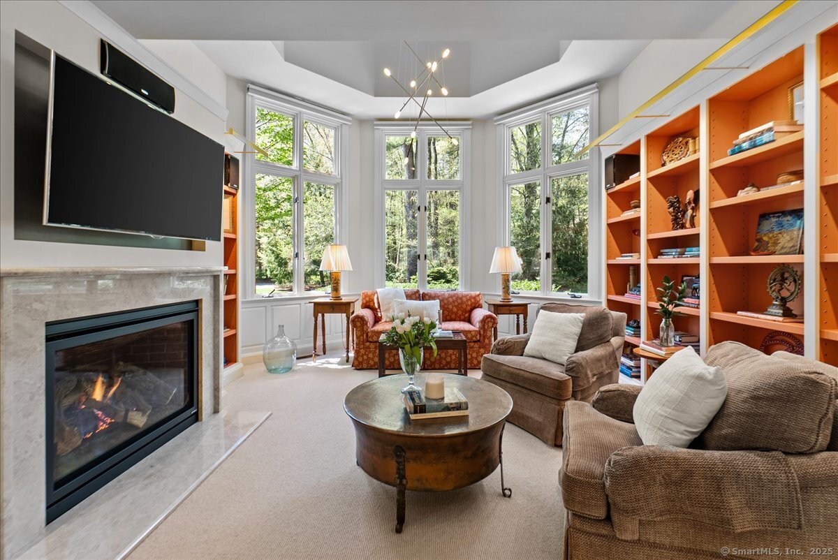 10 White Pine Lane
