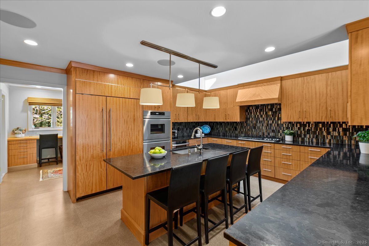 10 White Pine Lane