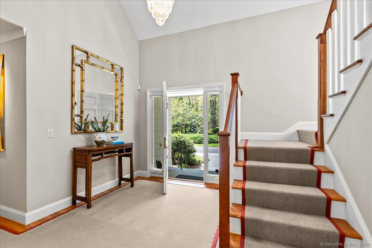 10 White Pine Lane
