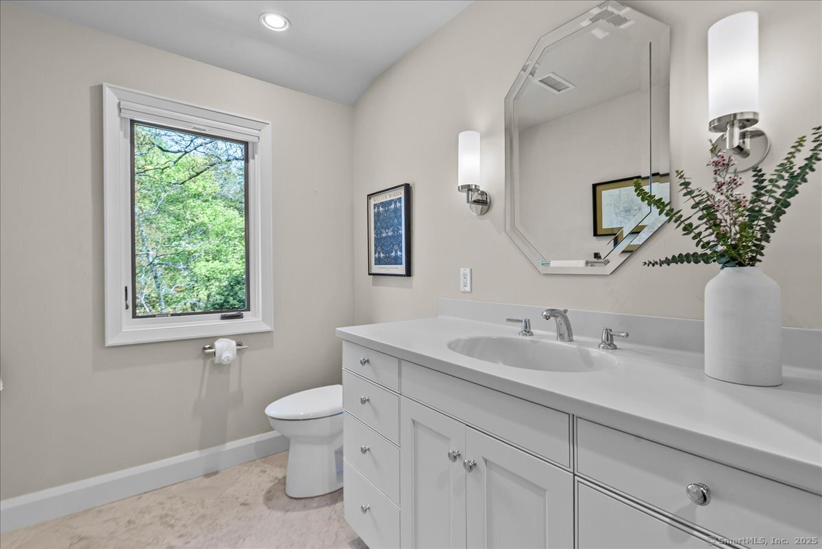 10 White Pine Lane