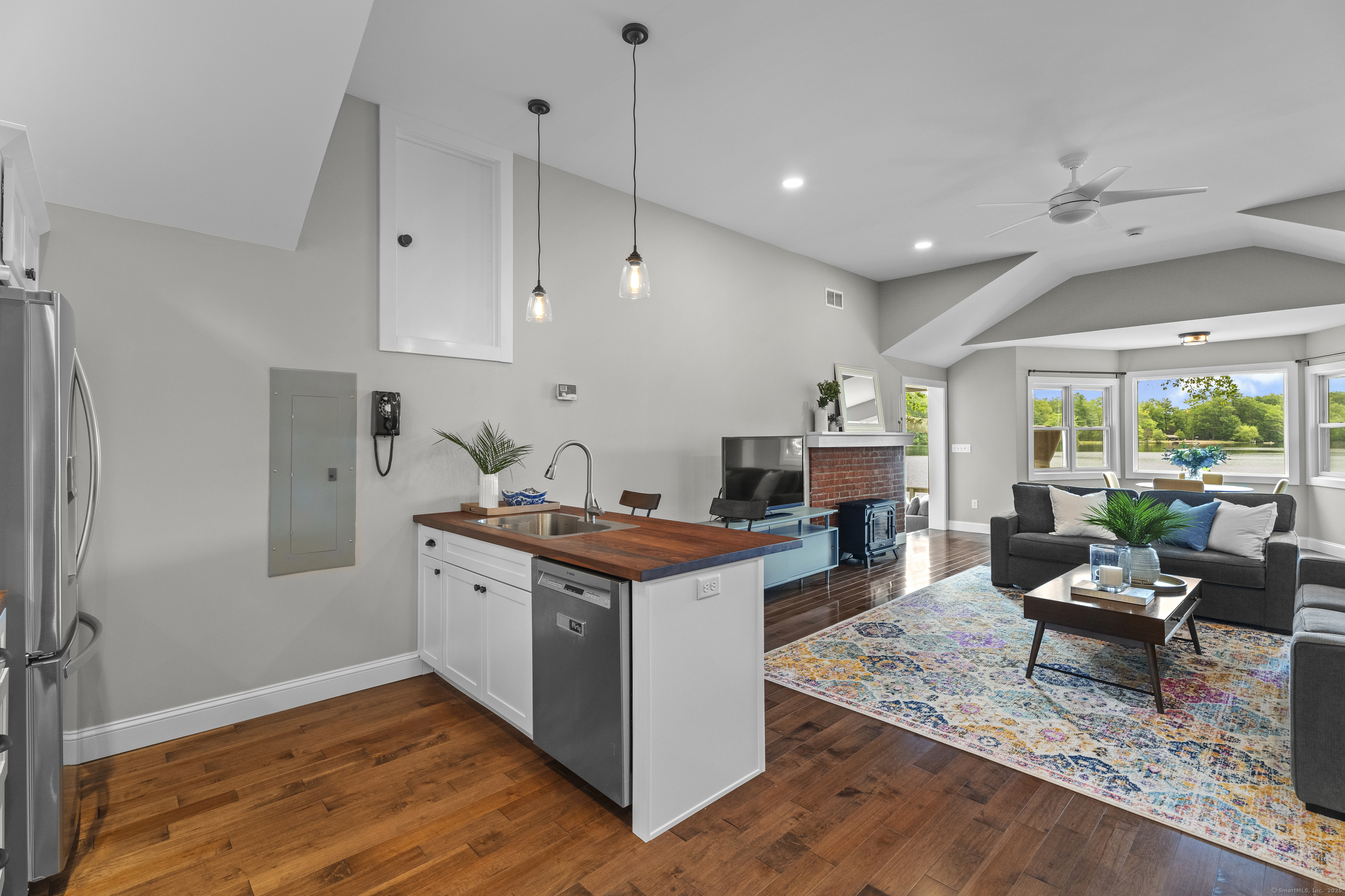 162 Woodpond Road