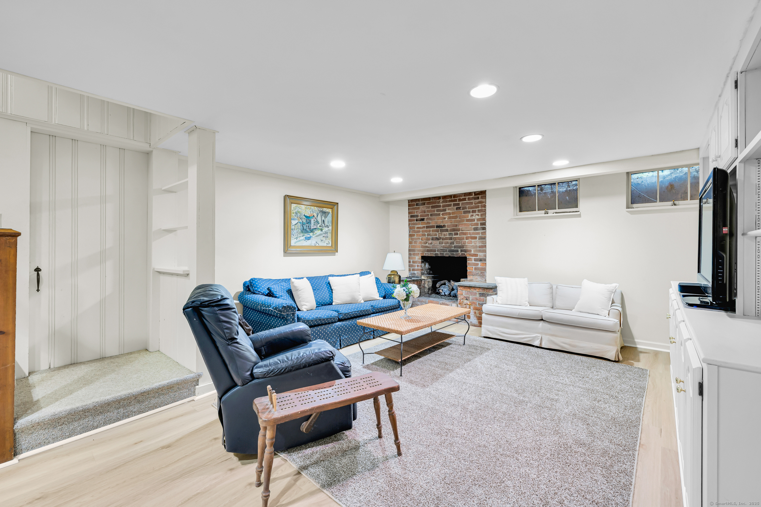 15 Sunny Reach Drive