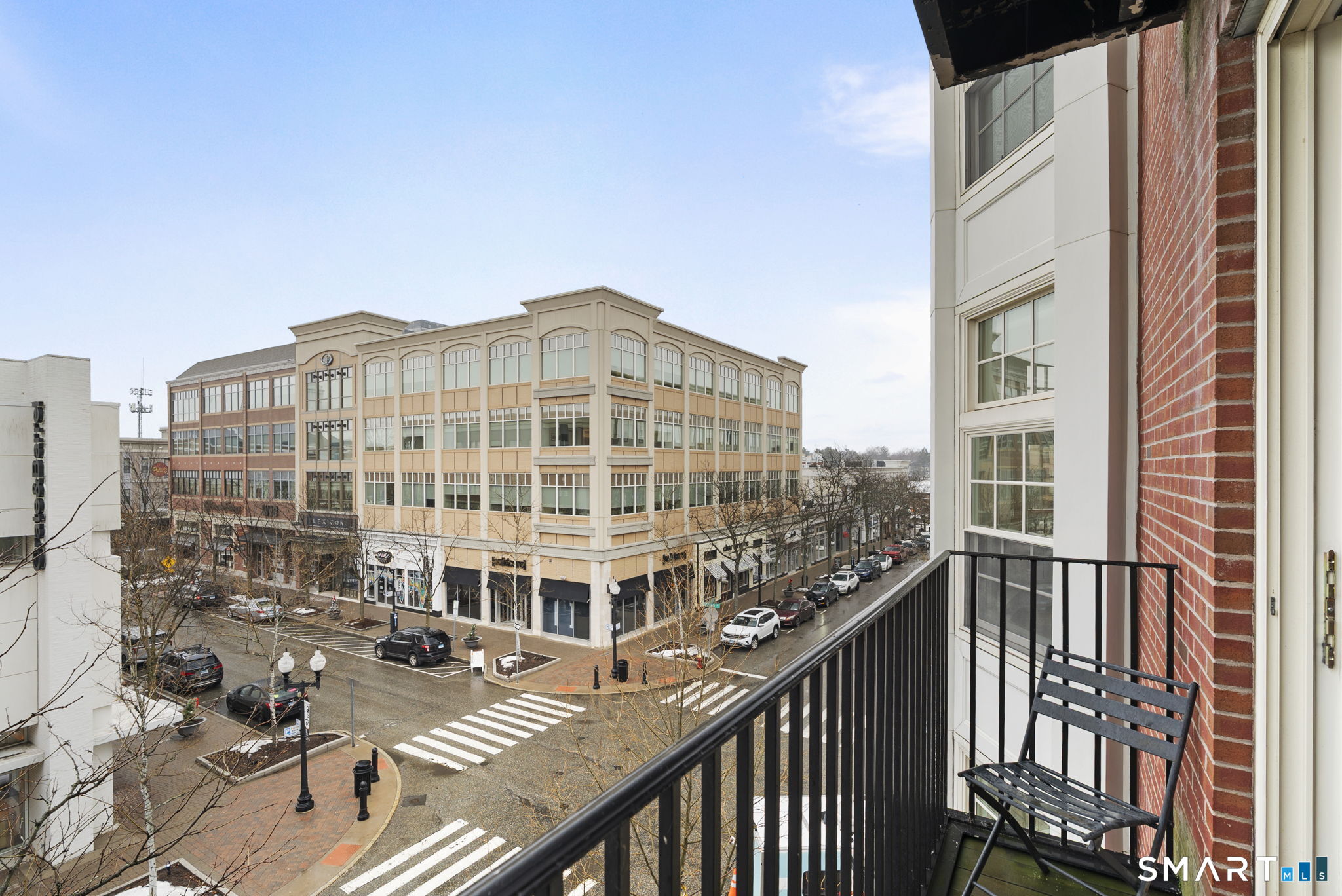 85 Memorial Road APT 313