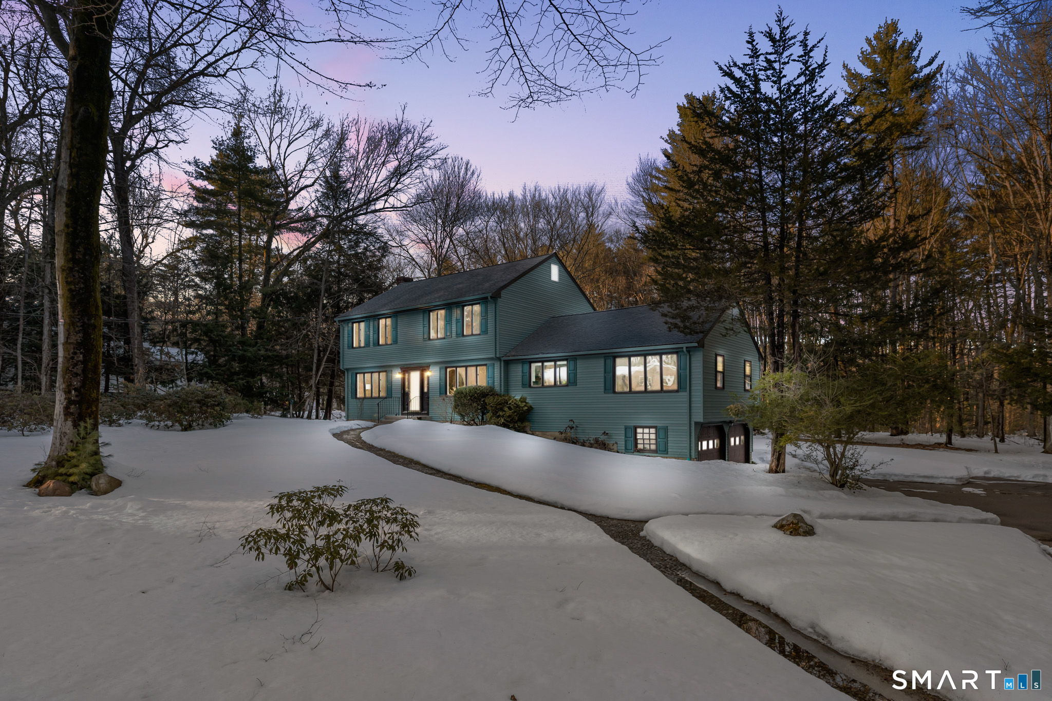 6 Heritage Lane