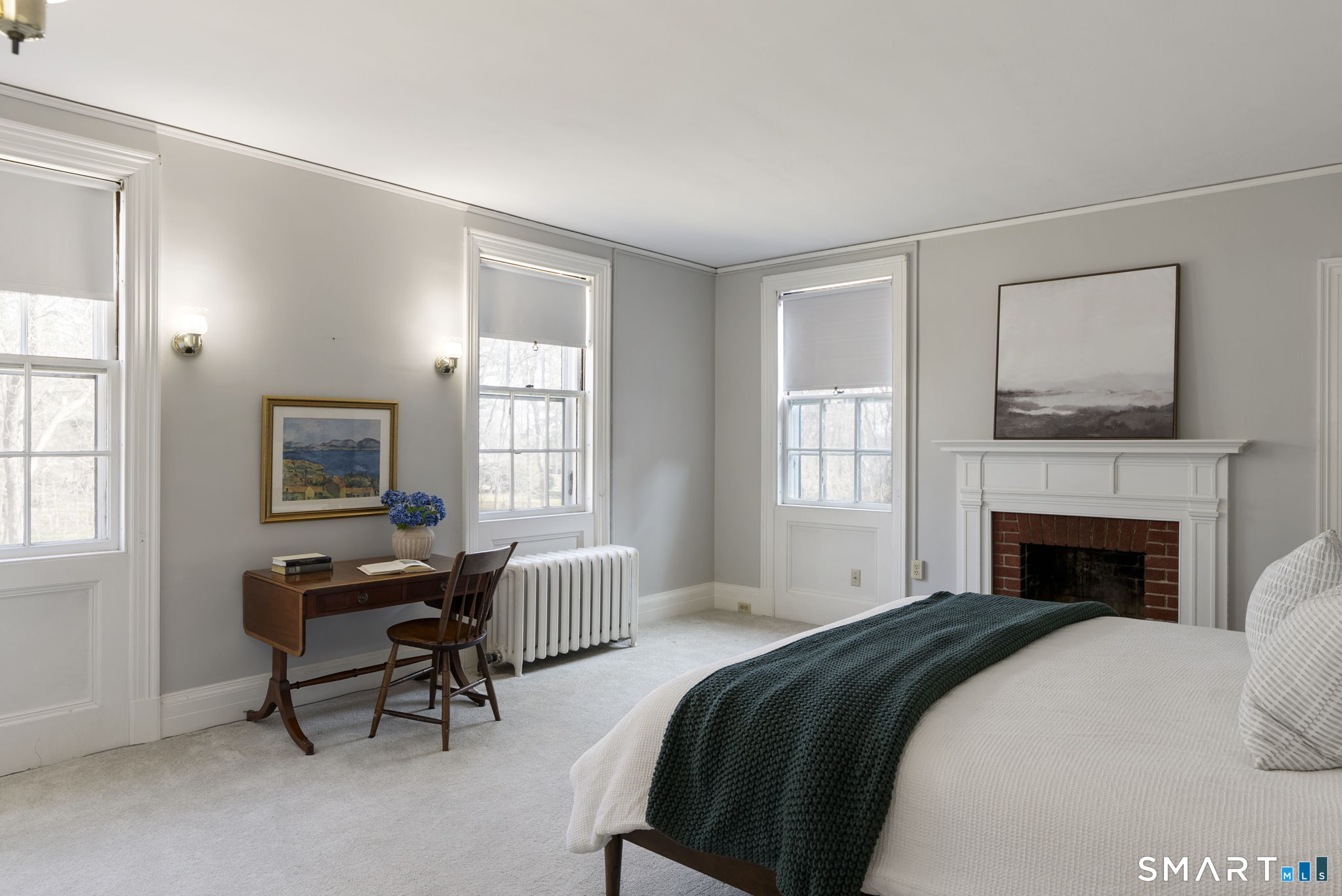 85 Bloomfield Avenue