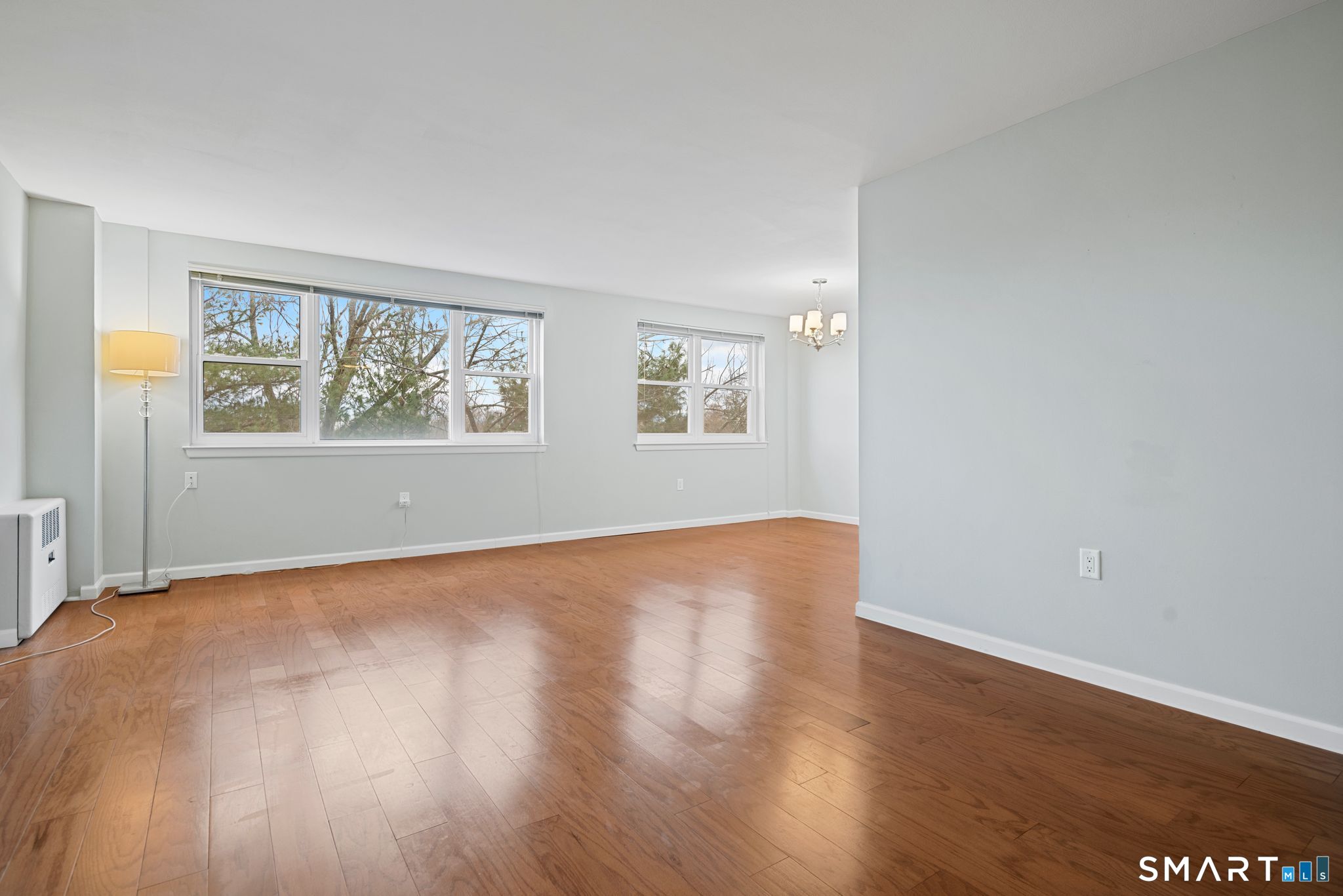 891 Farmington Avenue 5F