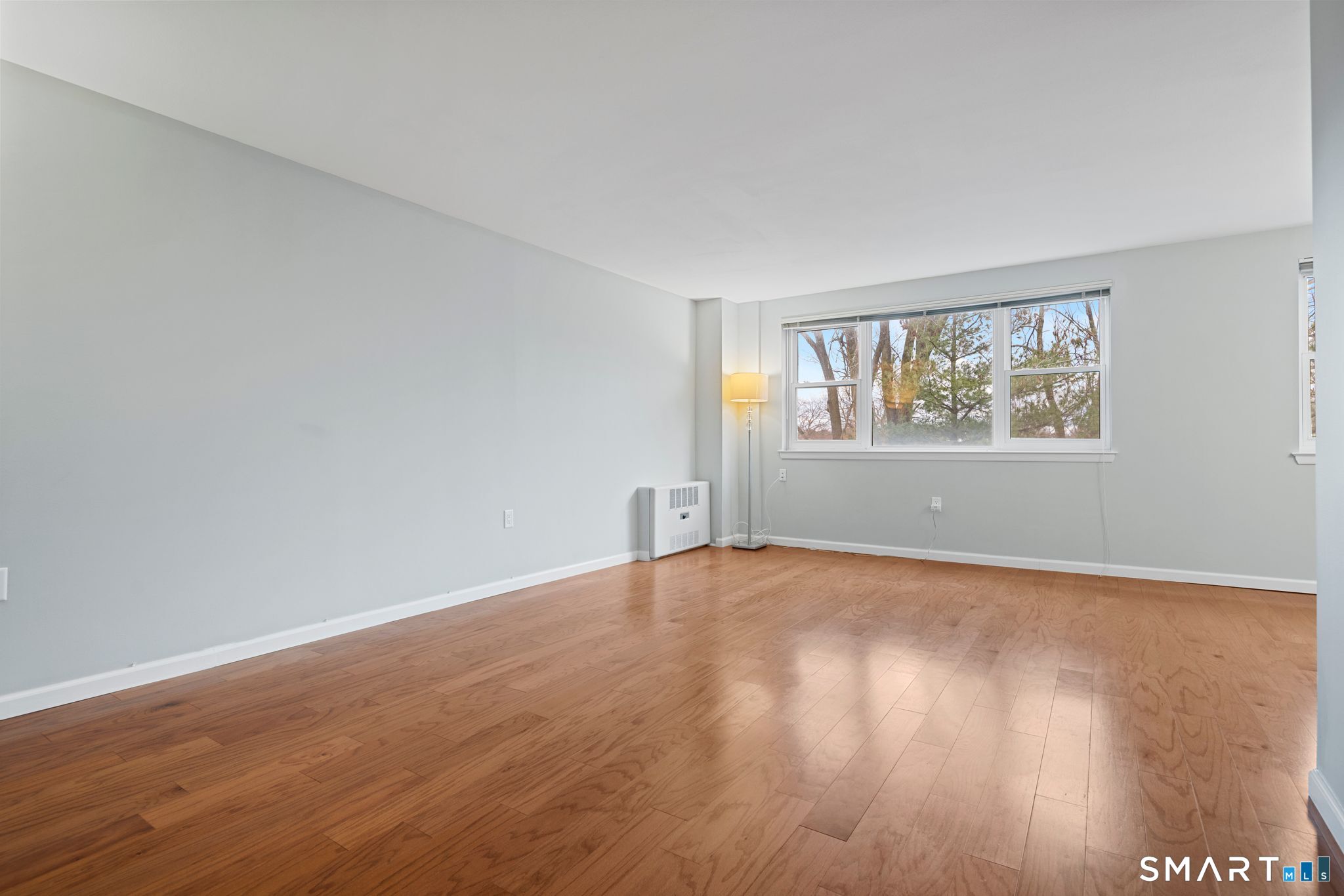 891 Farmington Avenue 5F