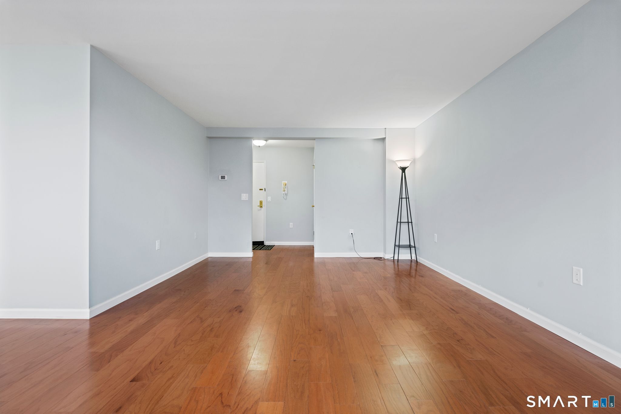 891 Farmington Avenue 5F