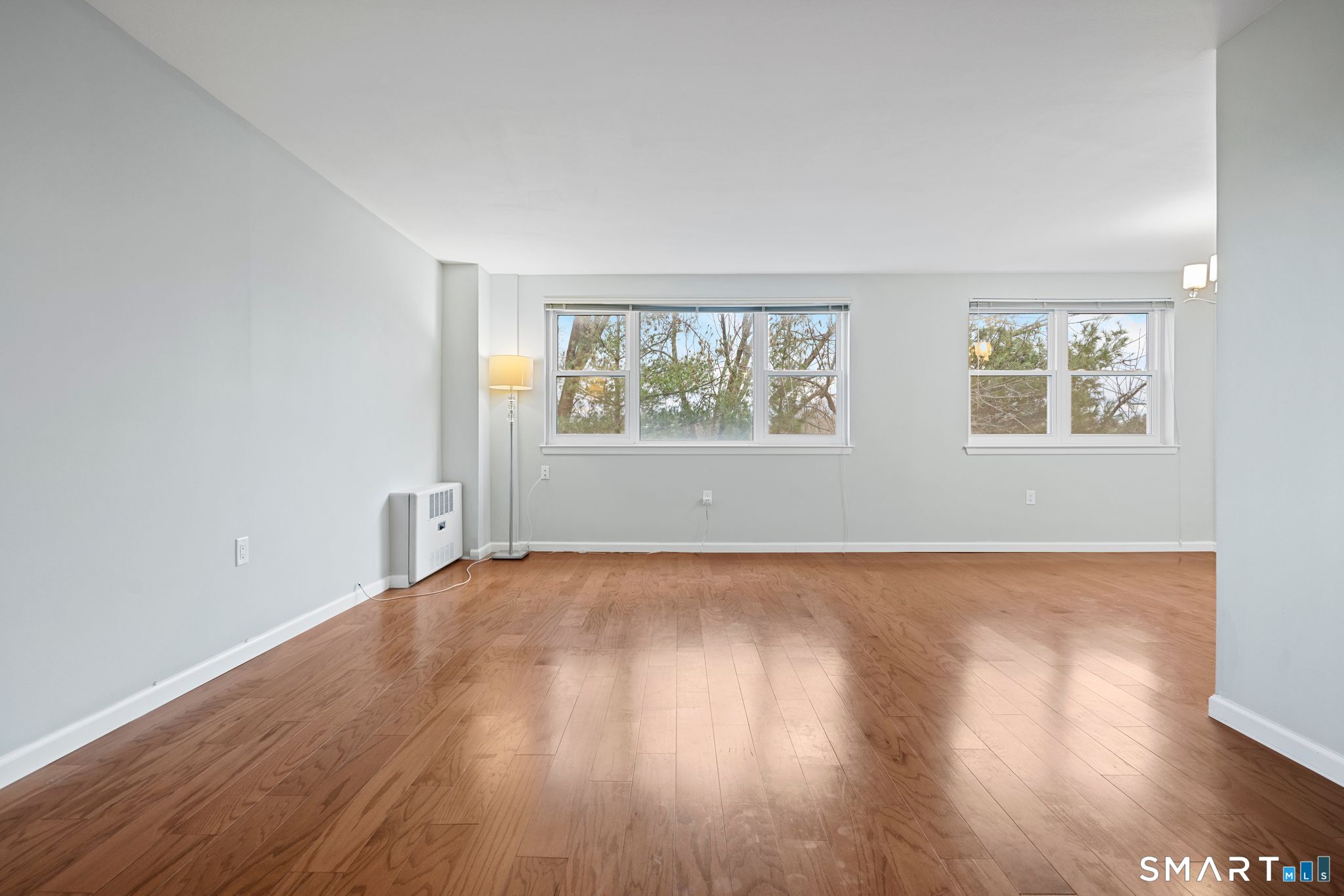 891 Farmington Avenue 5F