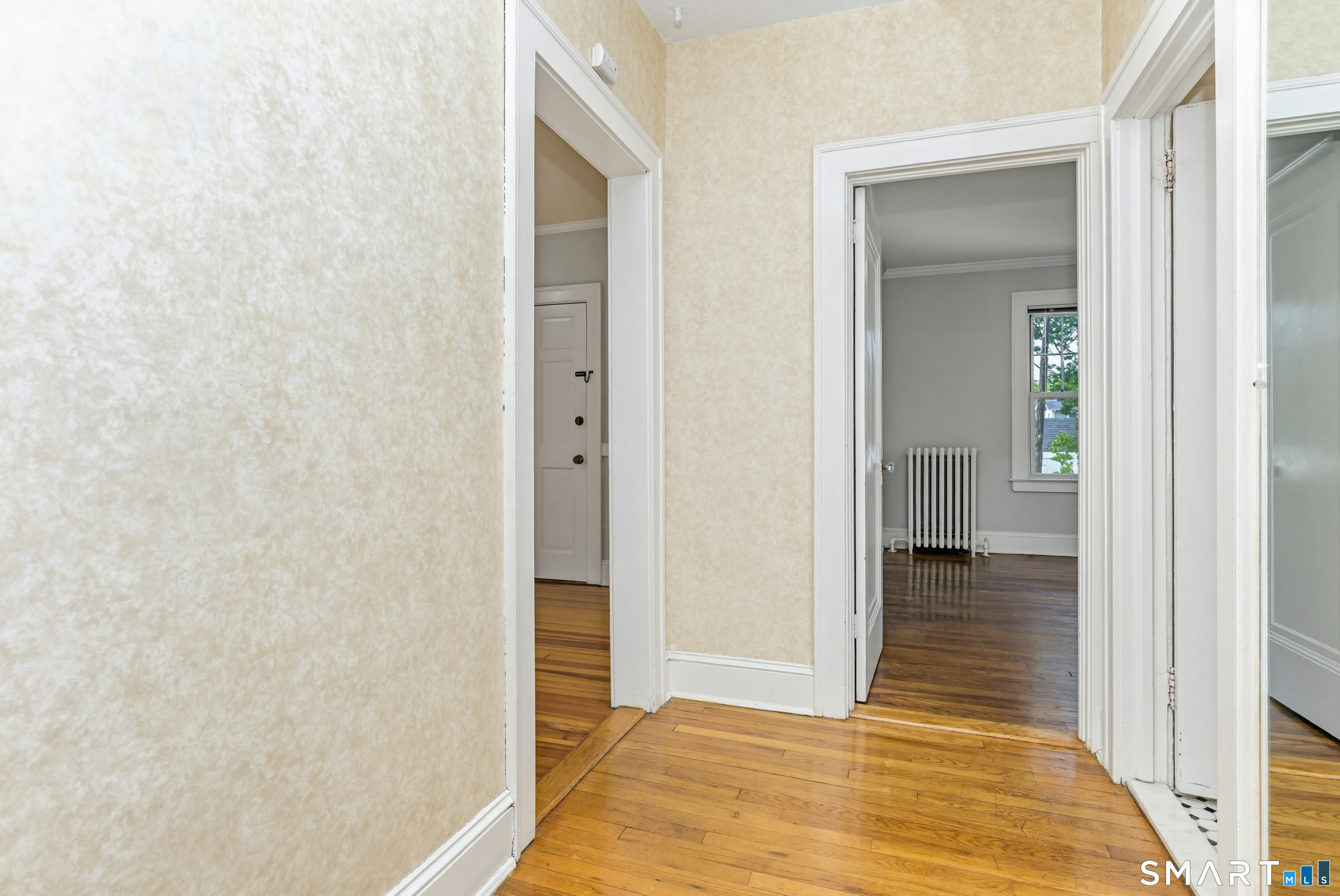 60 Whitman Avenue