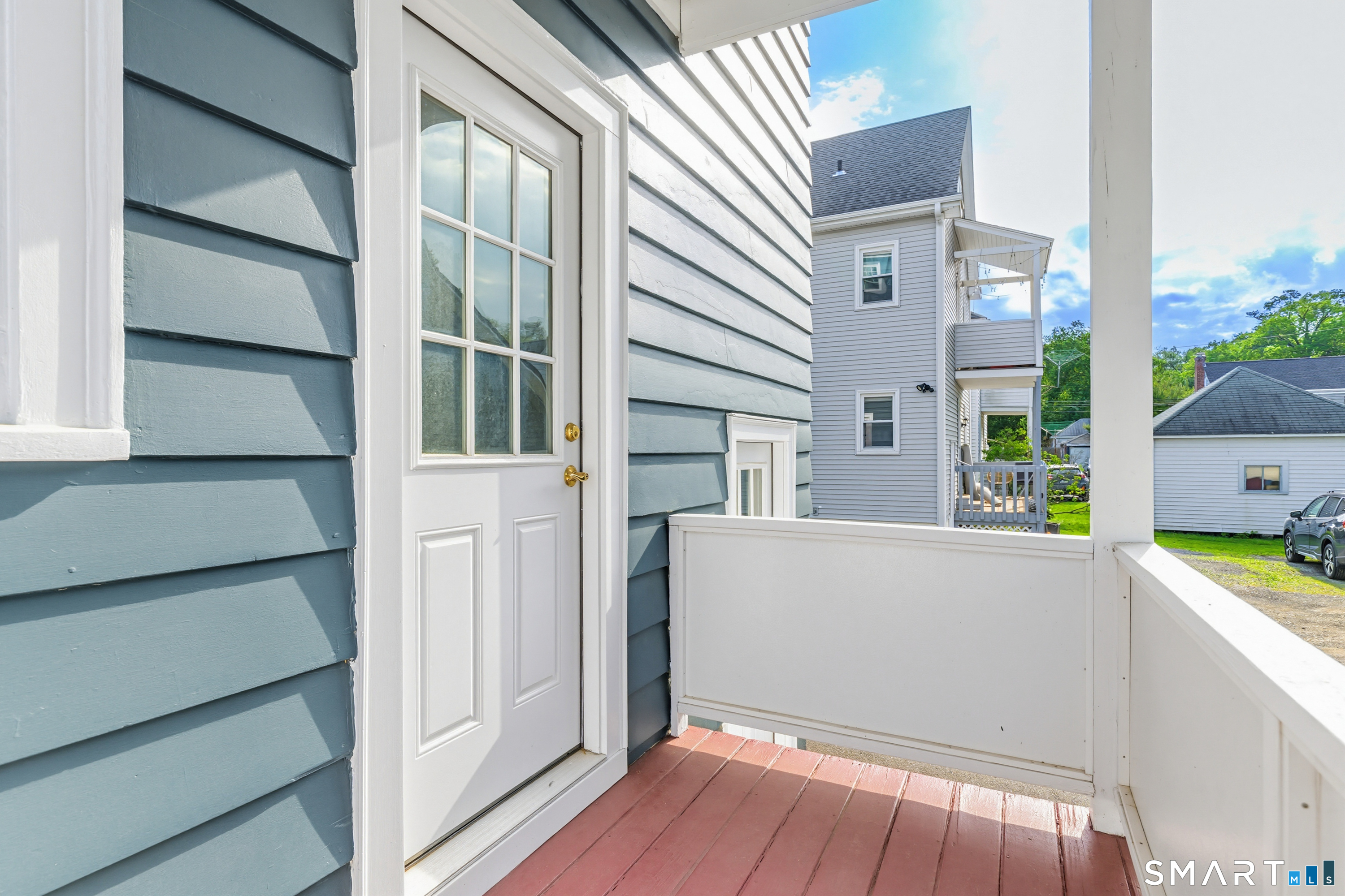 60 Whitman Avenue