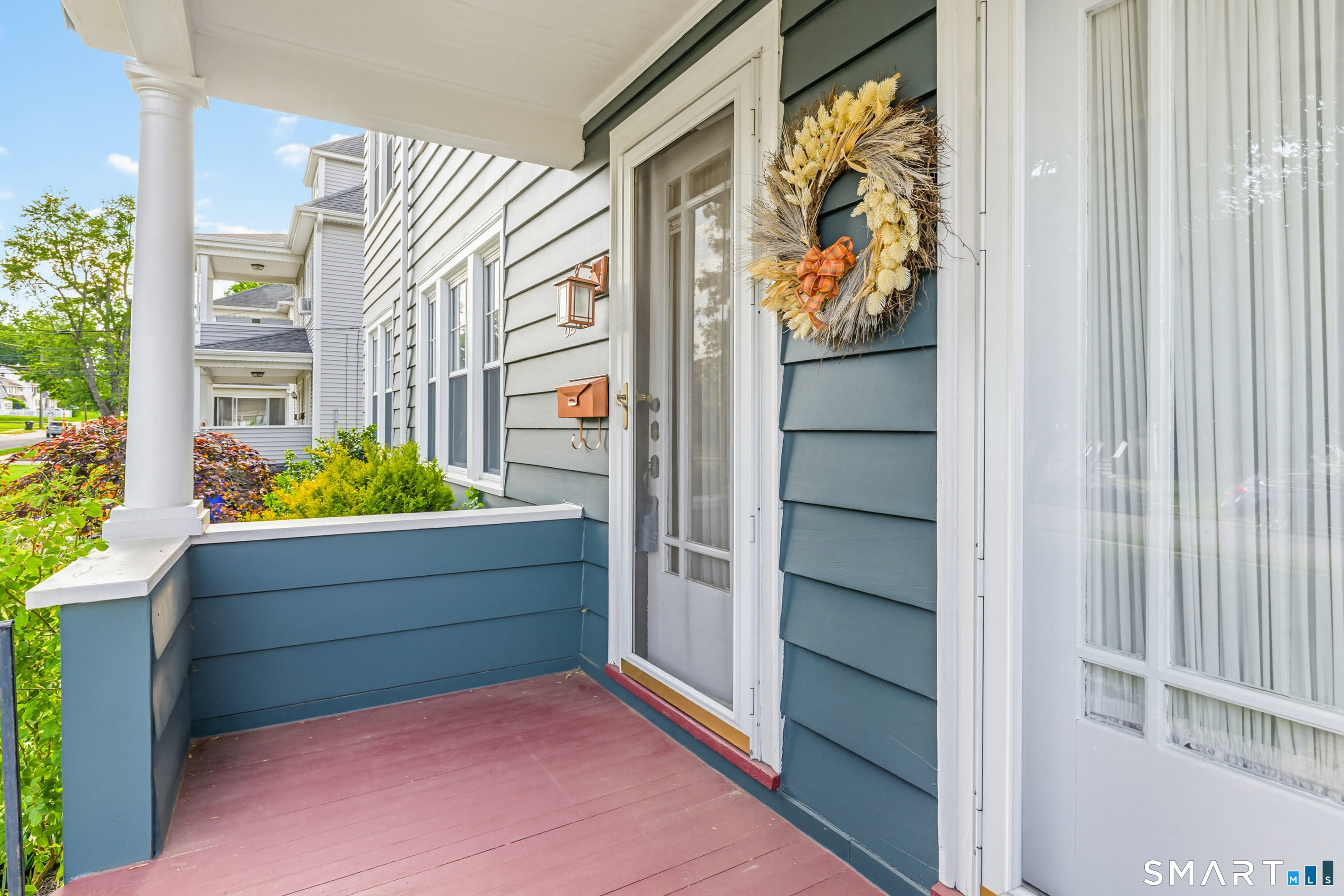 60 Whitman Avenue