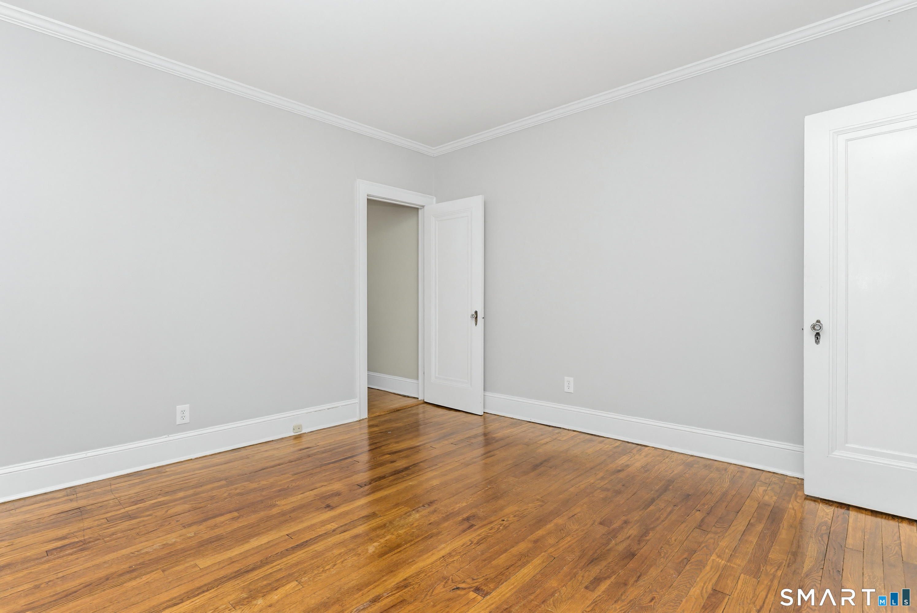 60 Whitman Avenue