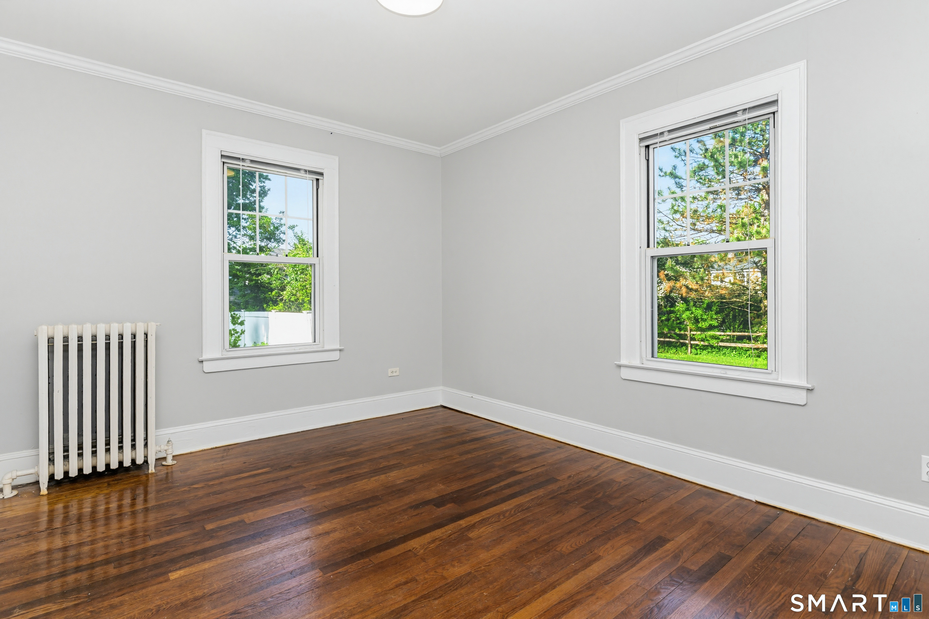 60 Whitman Avenue