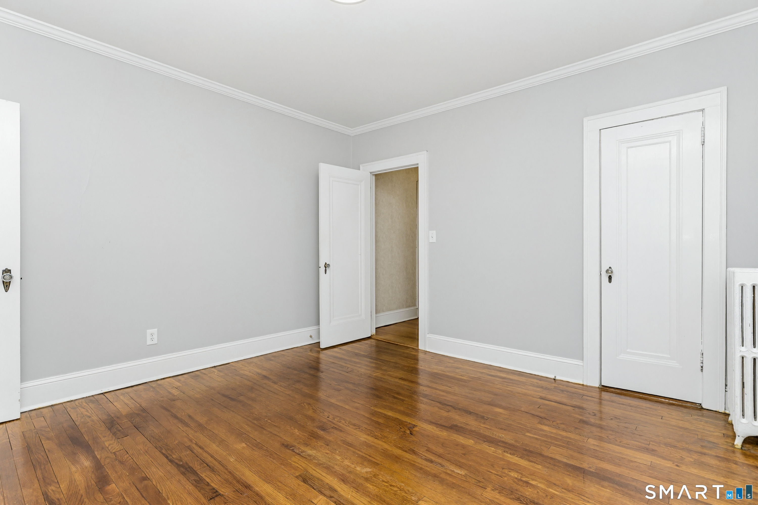 60 Whitman Avenue