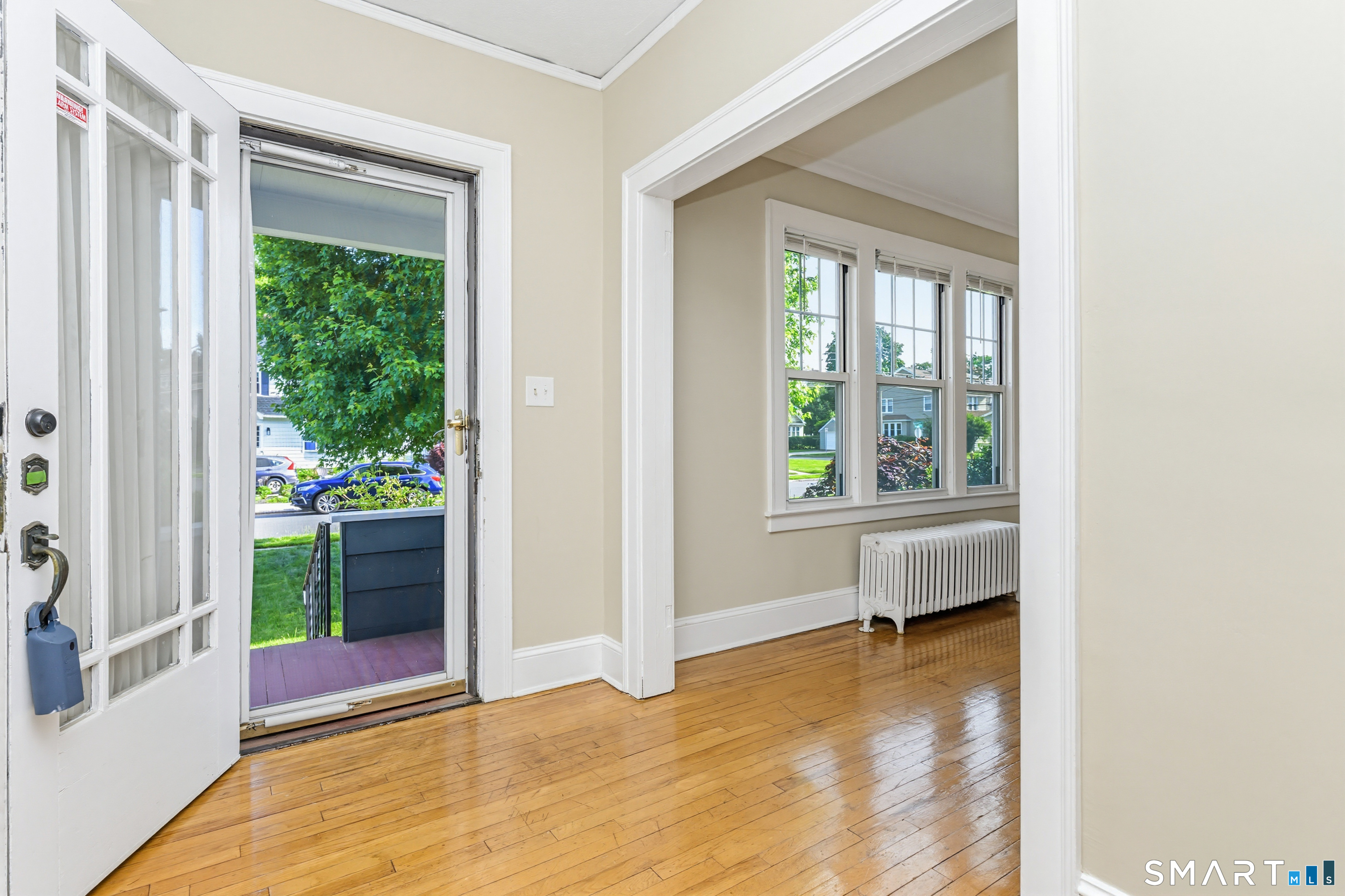 60 Whitman Avenue