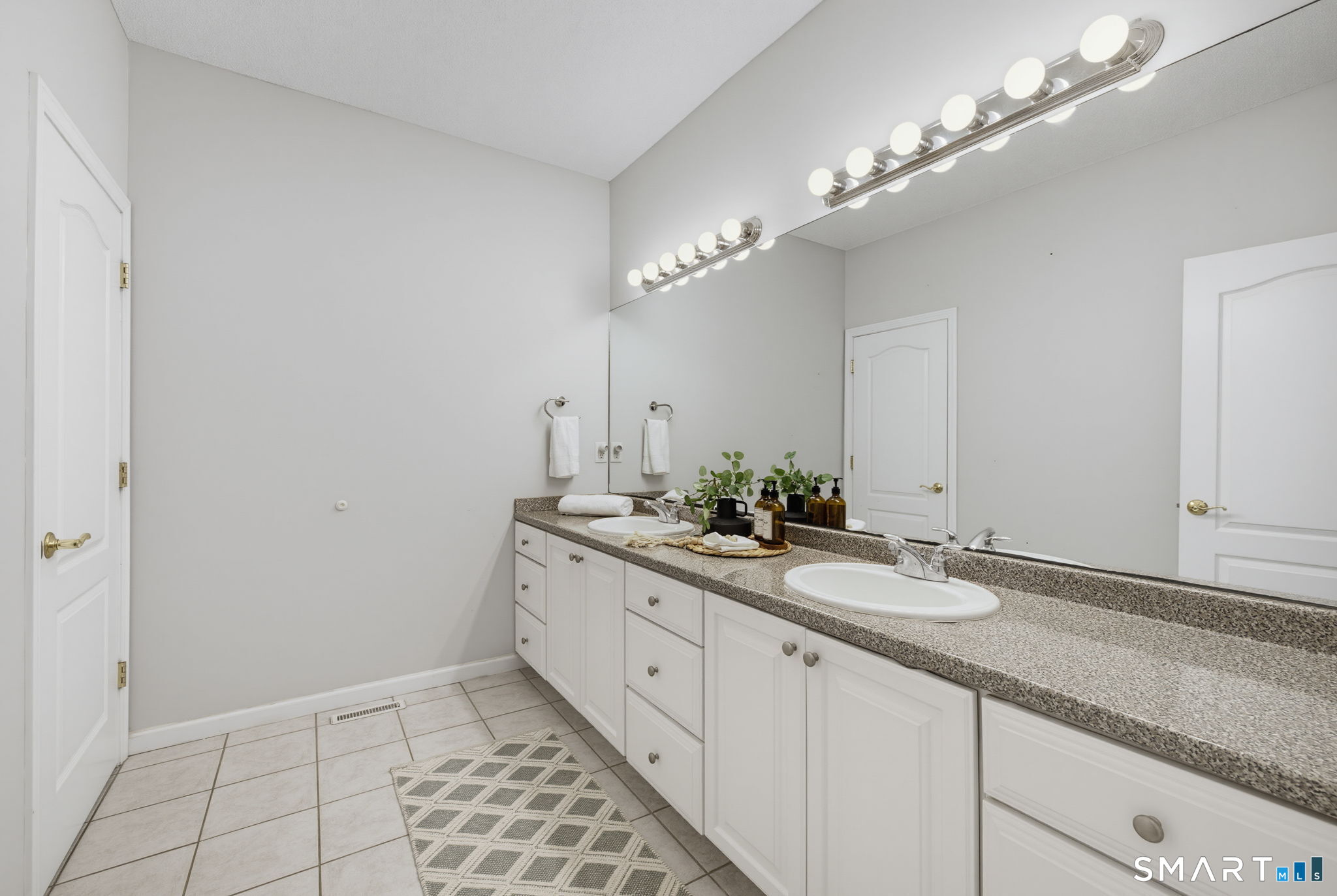 175 Oliver Way 175