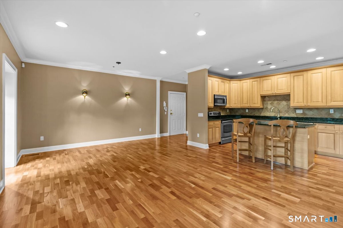 1280 Asylum Avenue 2B