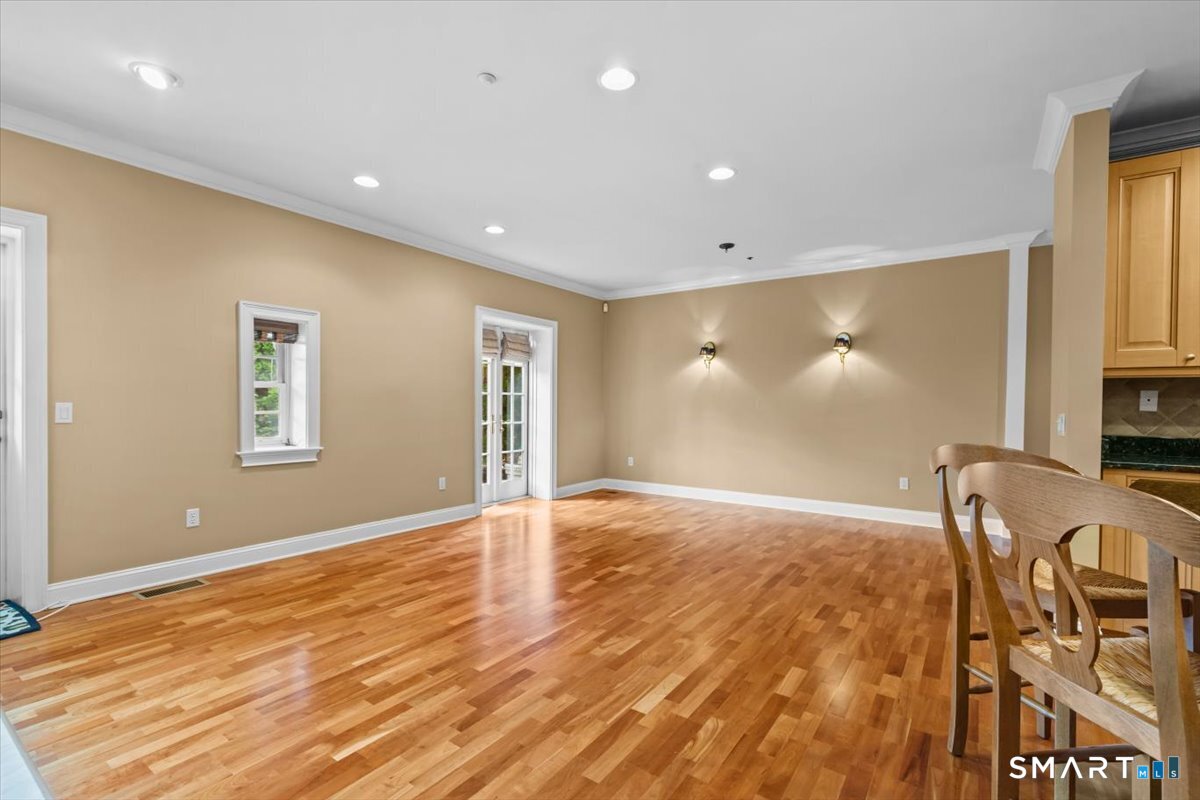 1280 Asylum Avenue 2B